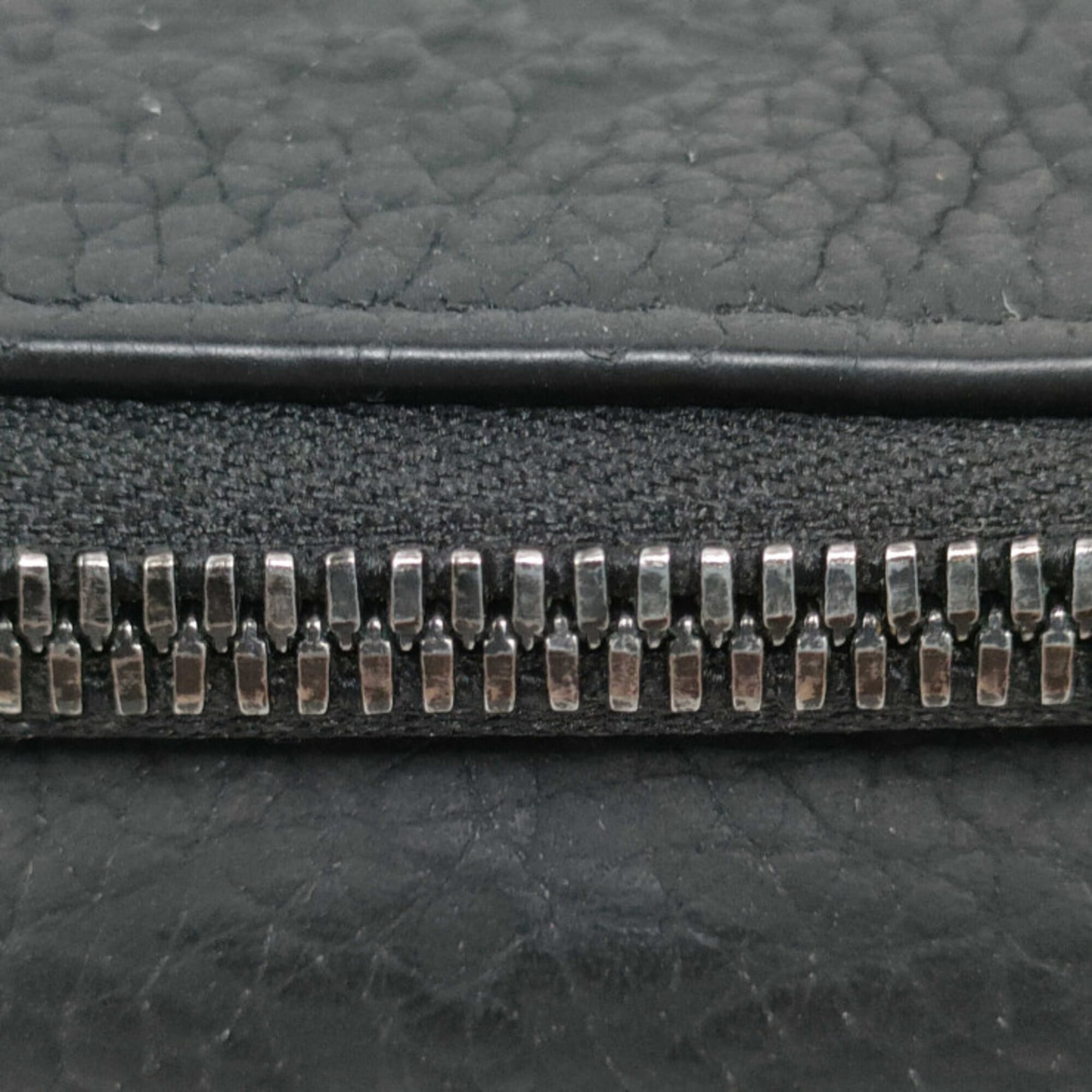 Louis Vuitton Black Leather Wallet (Tri-Fold) (Pre-Owned)