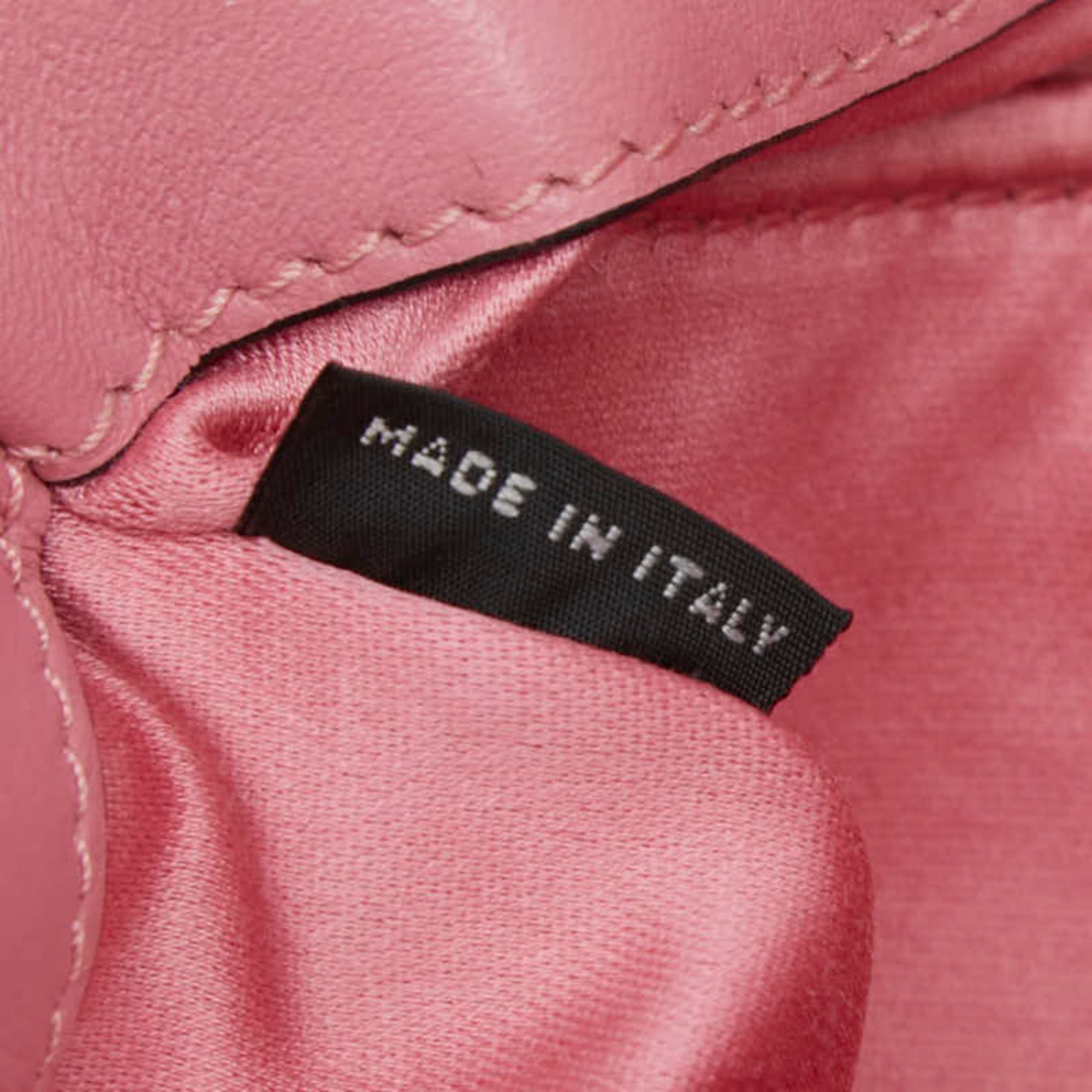 Miu Miu Pink Leather Shoulder Bag (Pre-Owned)