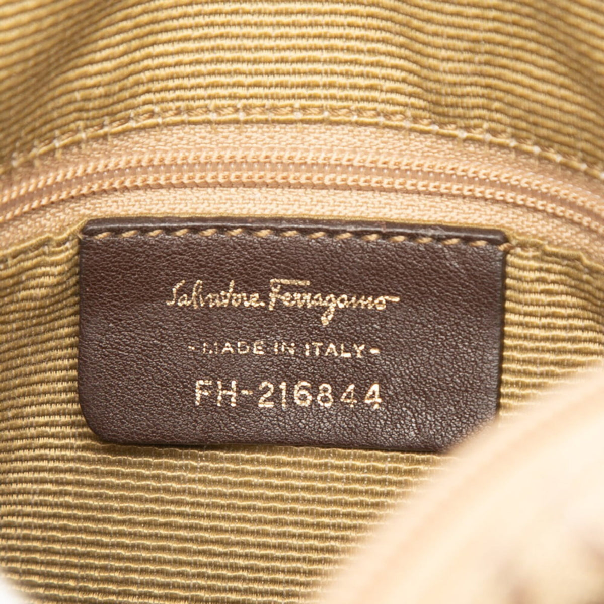 Salvatore Ferragamo Gancini Beige Canvas Leather Shoulder Bag (Pre-Owned)