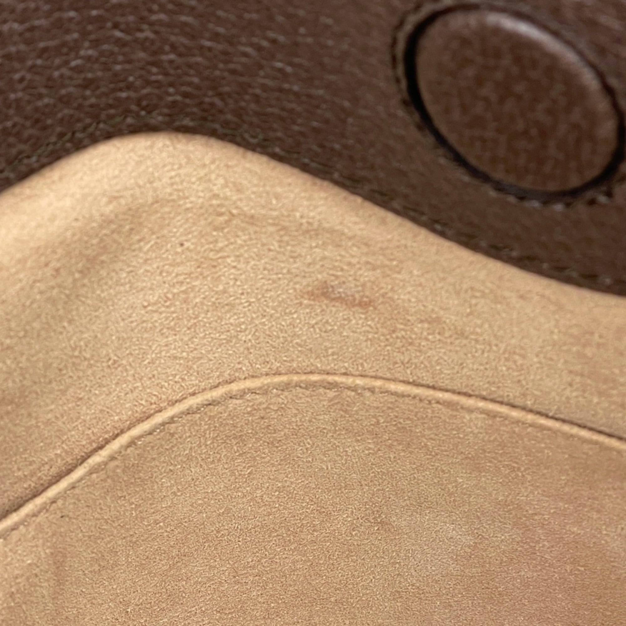 Gucci Brown Gg Supreme Leather Tote Bag (Pre-Owned)