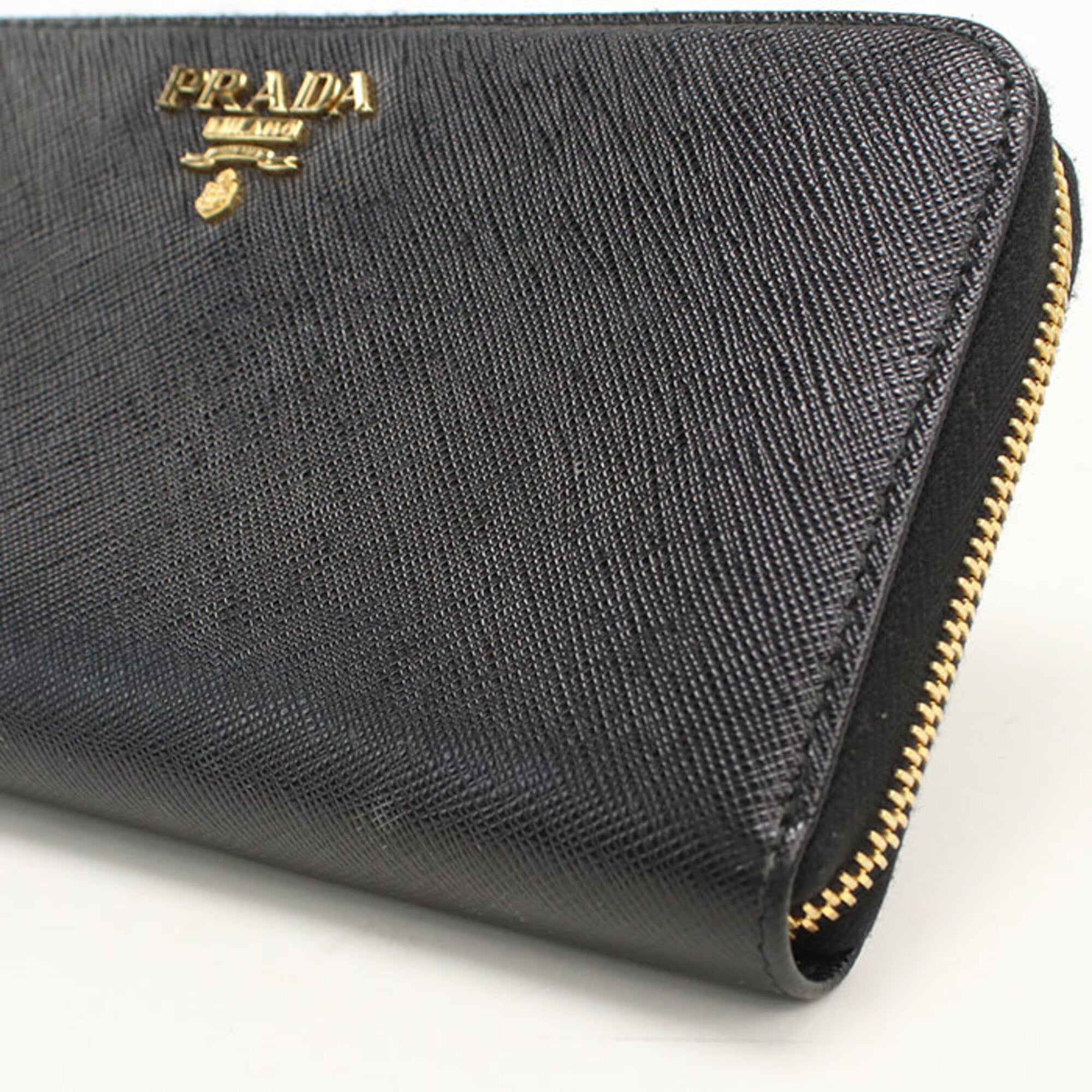 Prada Black Leather Long Wallet (Bi-Fold) (Pre-Owned)