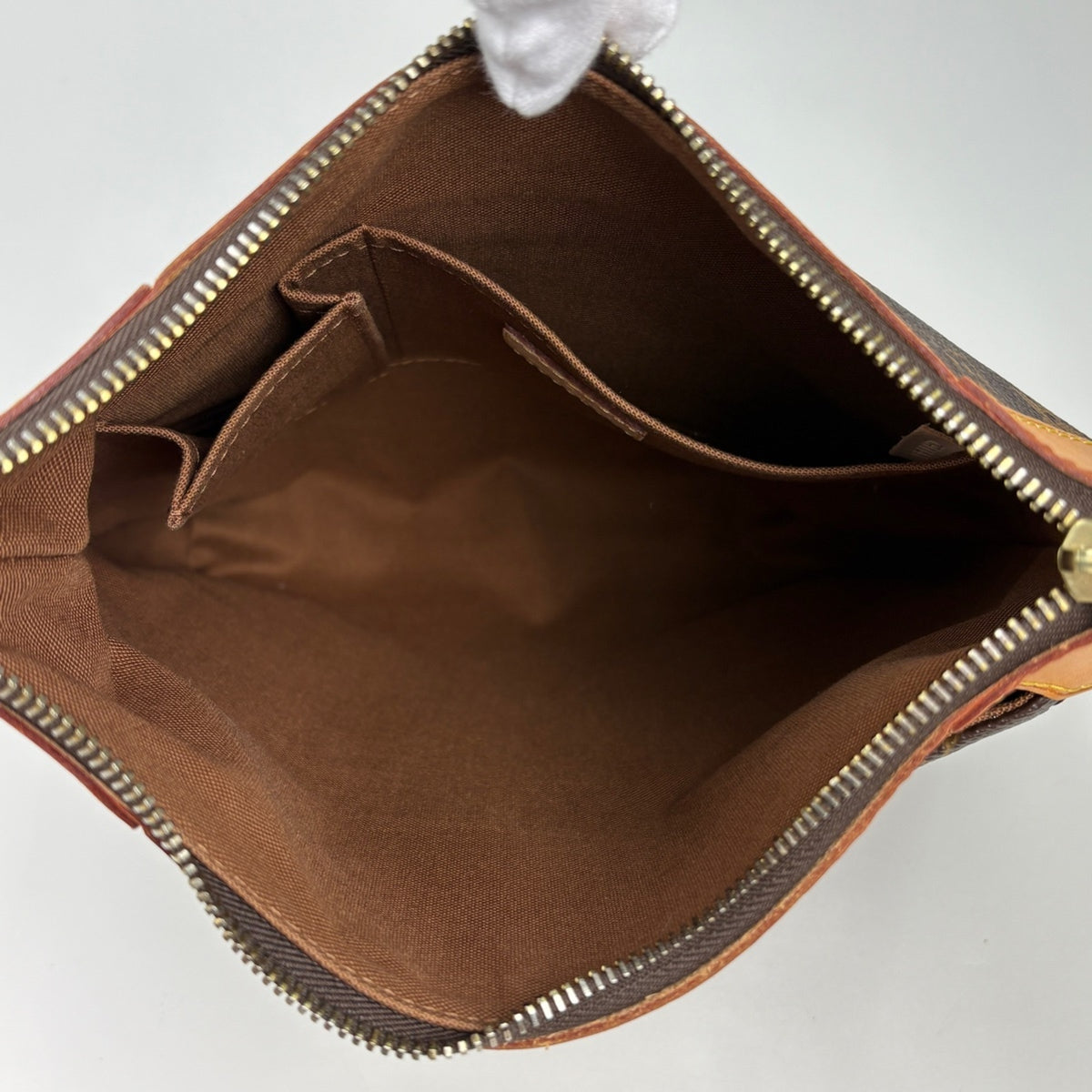 Louis Vuitton Brown Monogram Shoulder Bag (Pre-Owned)