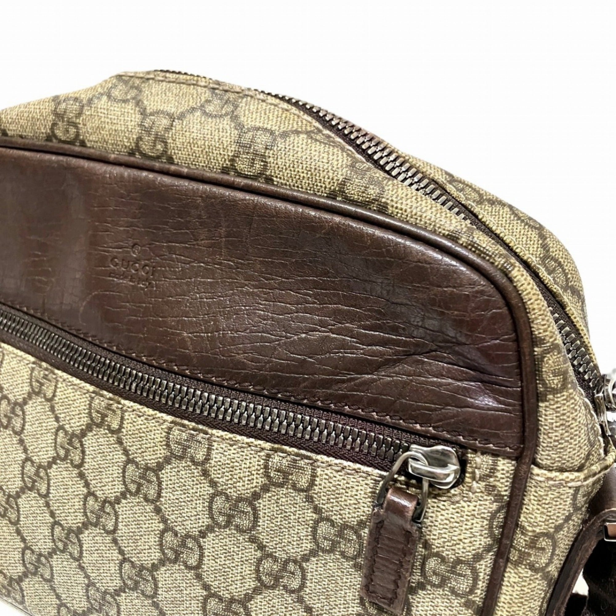 Gucci Beige Pvc Shoulder Bag (Pre-Owned)