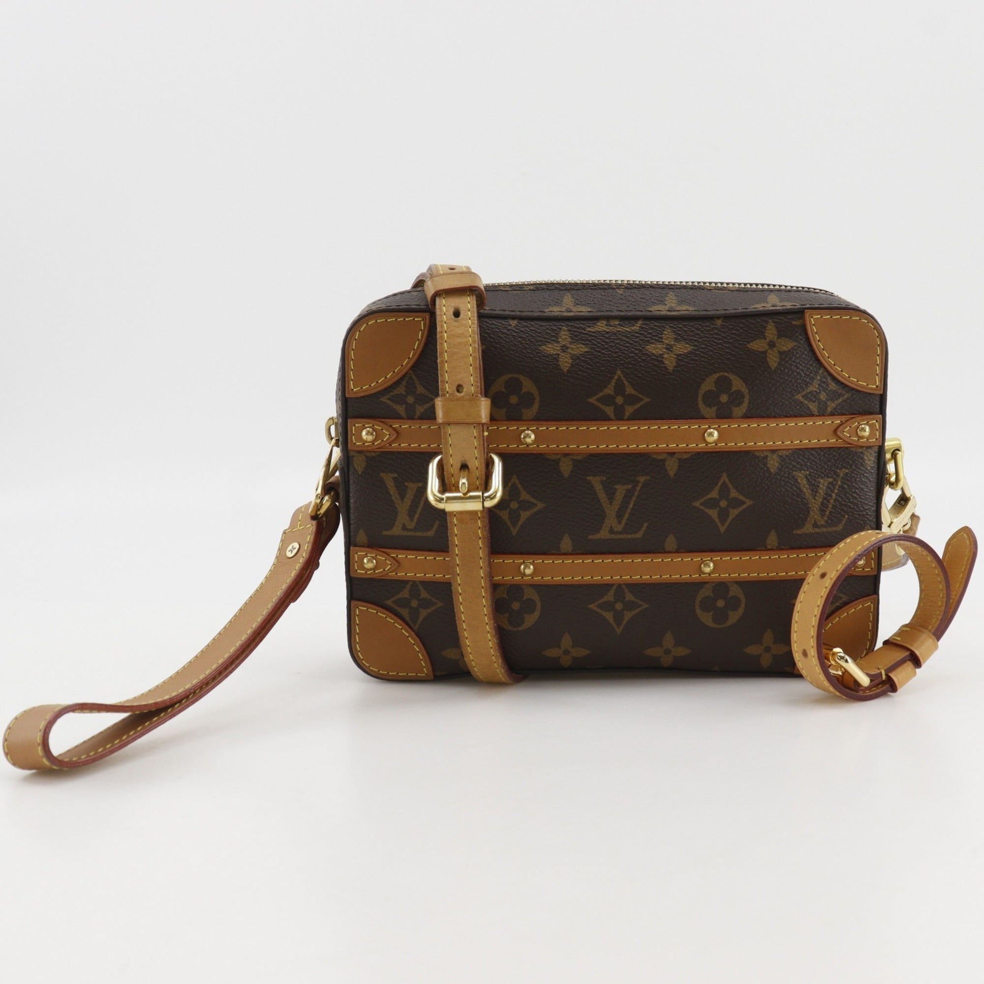 Louis Vuitton Brown Monogram Monogram Shoulder Bag (Pre-Owned)