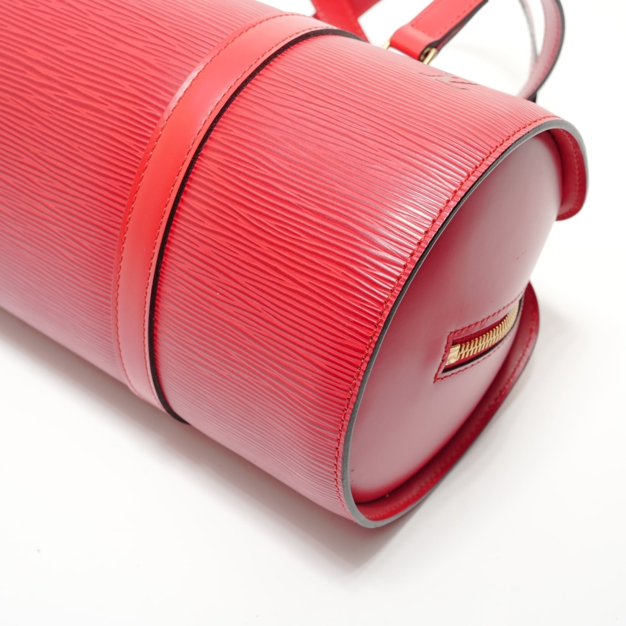 Louis Vuitton Red Color Pouch Shoulder Bag (Pre-Owned)