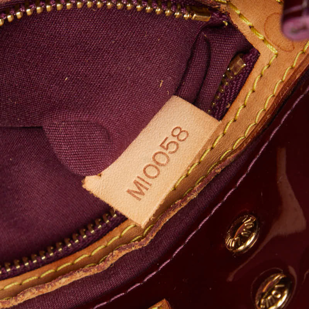 Louis Vuitton Amarante Purple Patent Leather Leather Handbag (Pre-Owned)