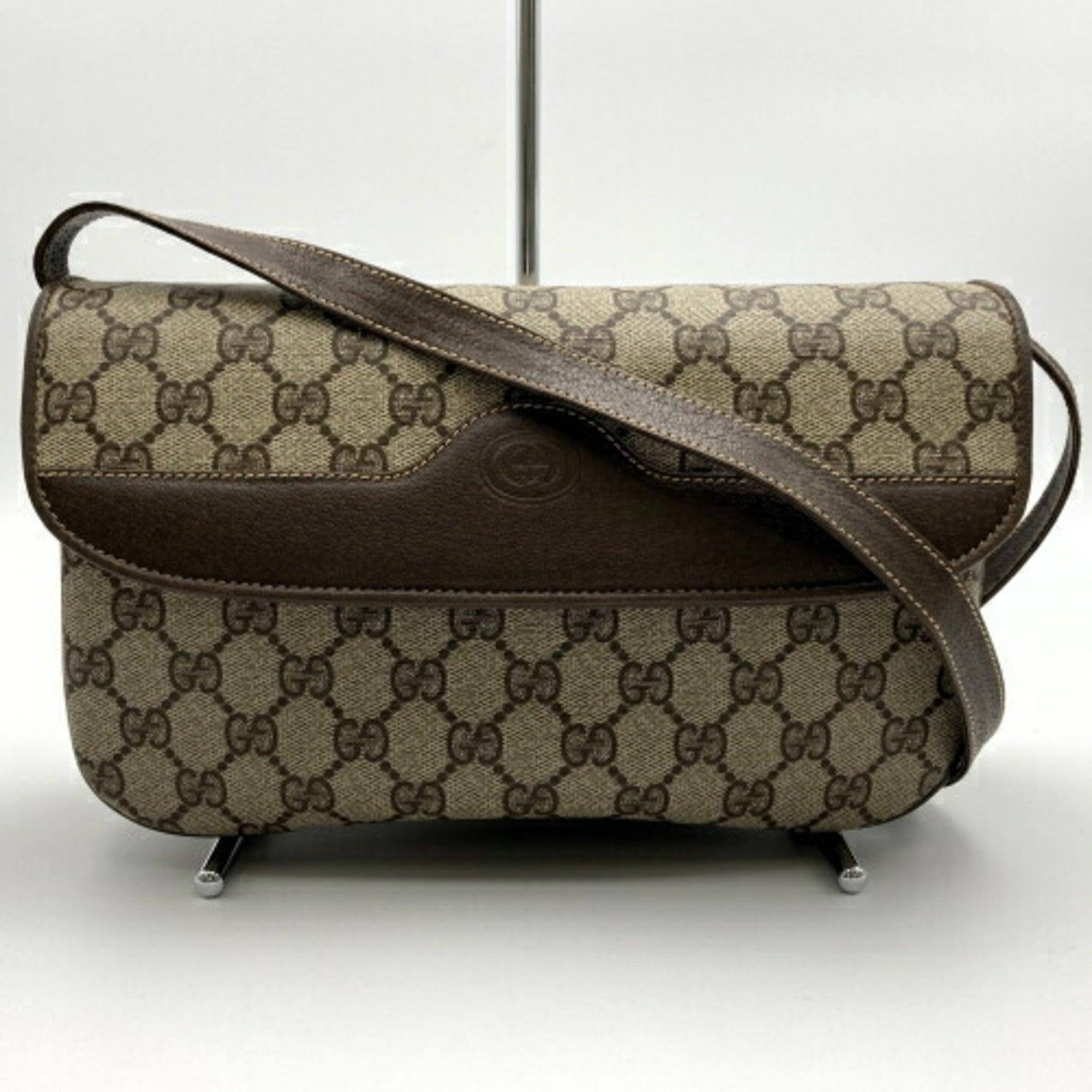 Gucci Brown Gg Supreme Shoulder Bag (Pre-Owned)
