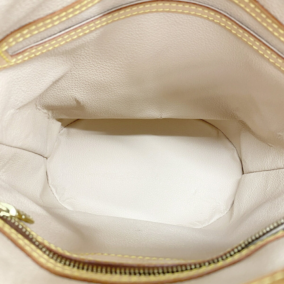 Louis Vuitton Brown Tote Bag (Pre-Owned)