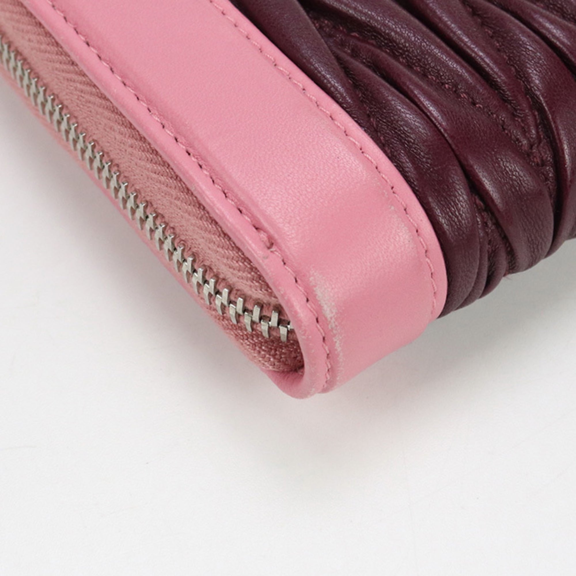 Miu Miu Matelasse Pink Coin Purse/Coin Case (Pre-Owned)