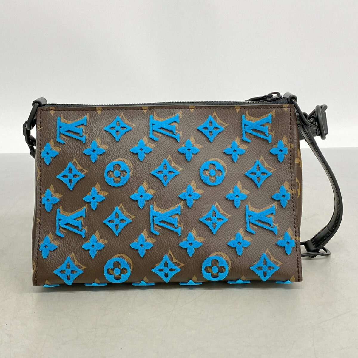 Louis Vuitton Brown Shoulder Bag (Pre-Owned)