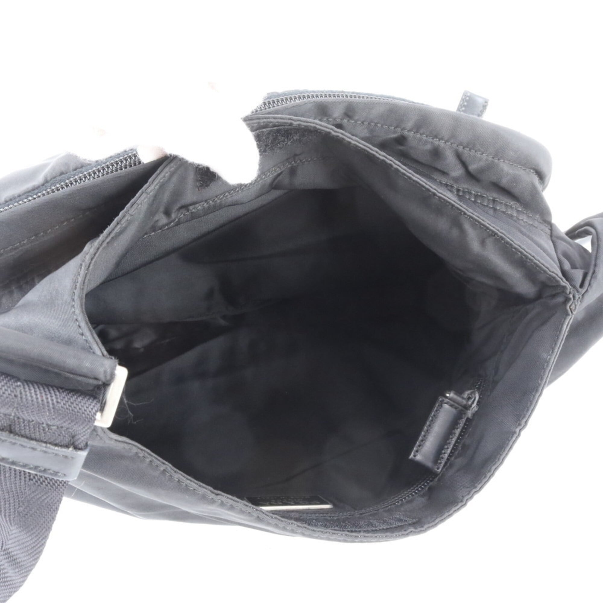 Prada Black Nylon Leather Shoulder Bag (Pre-Owned)
