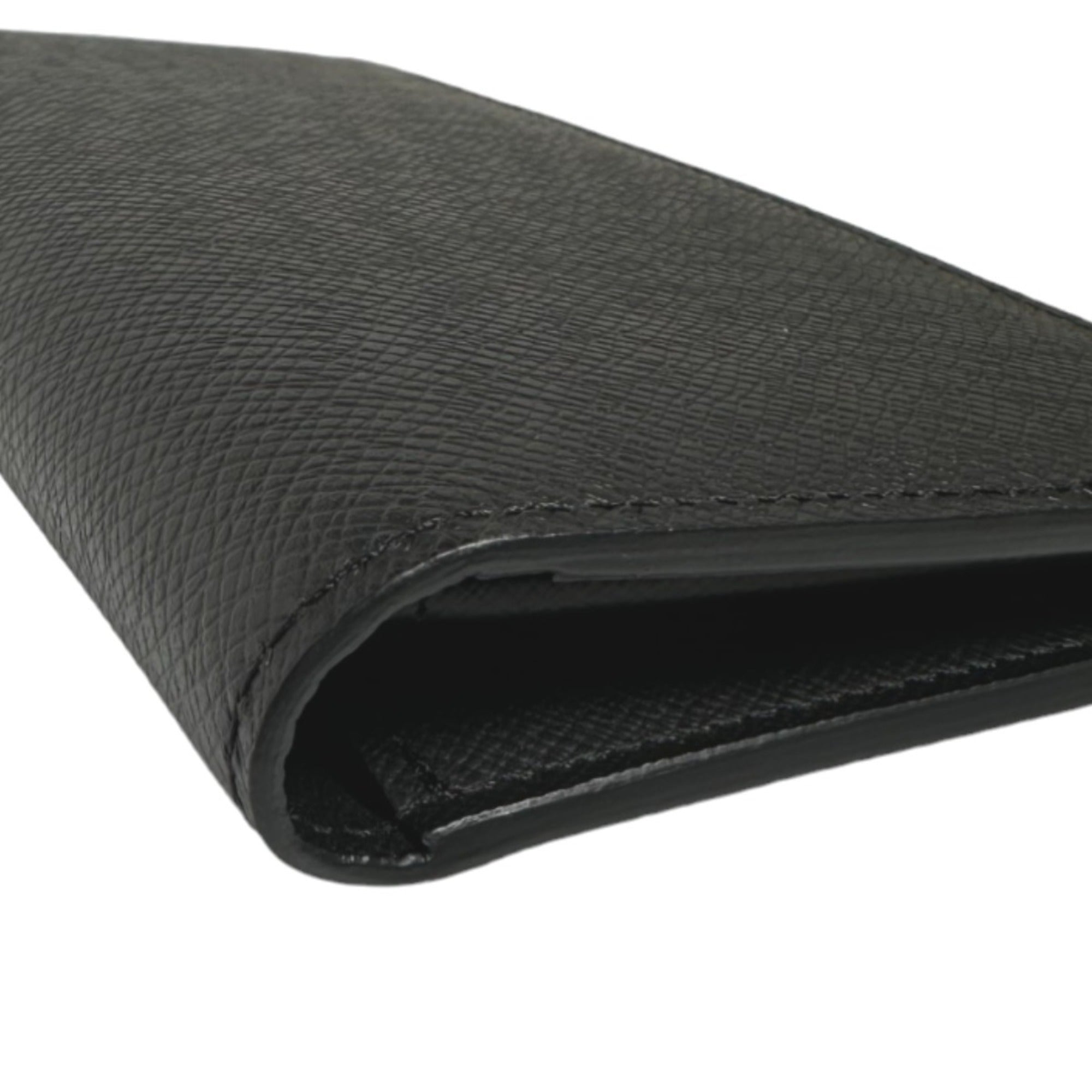 Louis Vuitton Black Taiga Leather Long Wallet (Bi-Fold) (Pre-Owned)