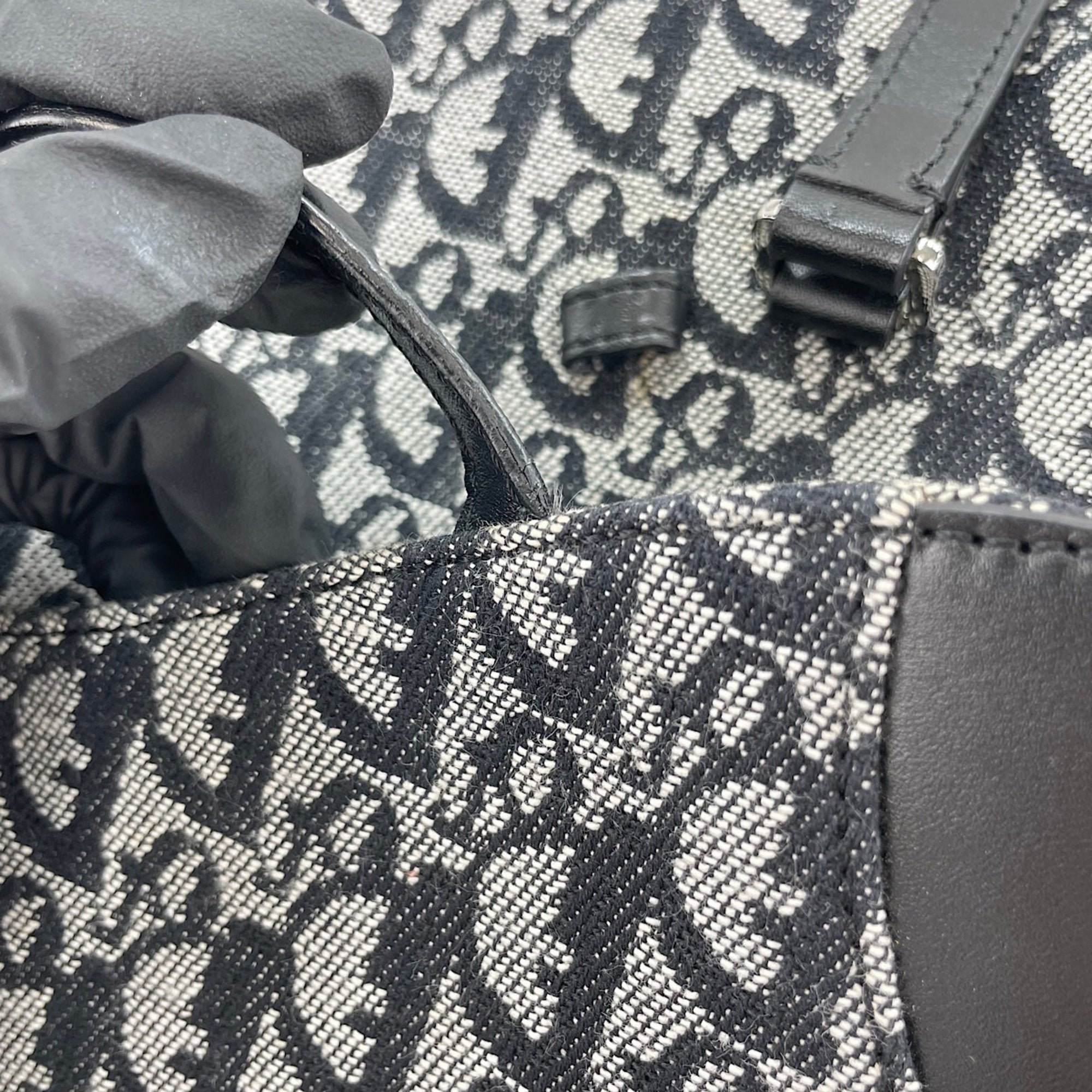 Christian Dior Black Handbag (Pre-Owned)