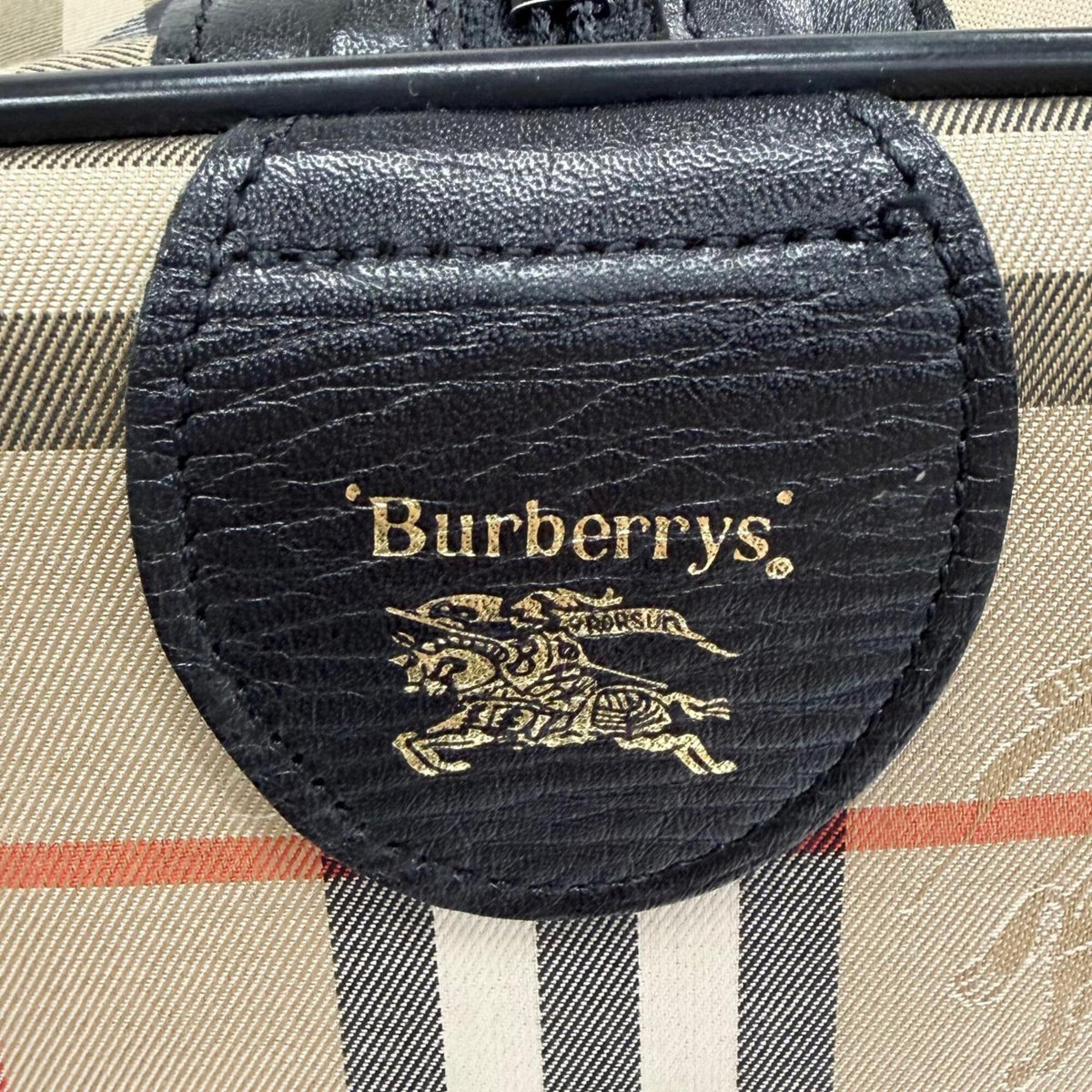 Burberry Beige Black Leather Boston Bag (Pre-Owned)