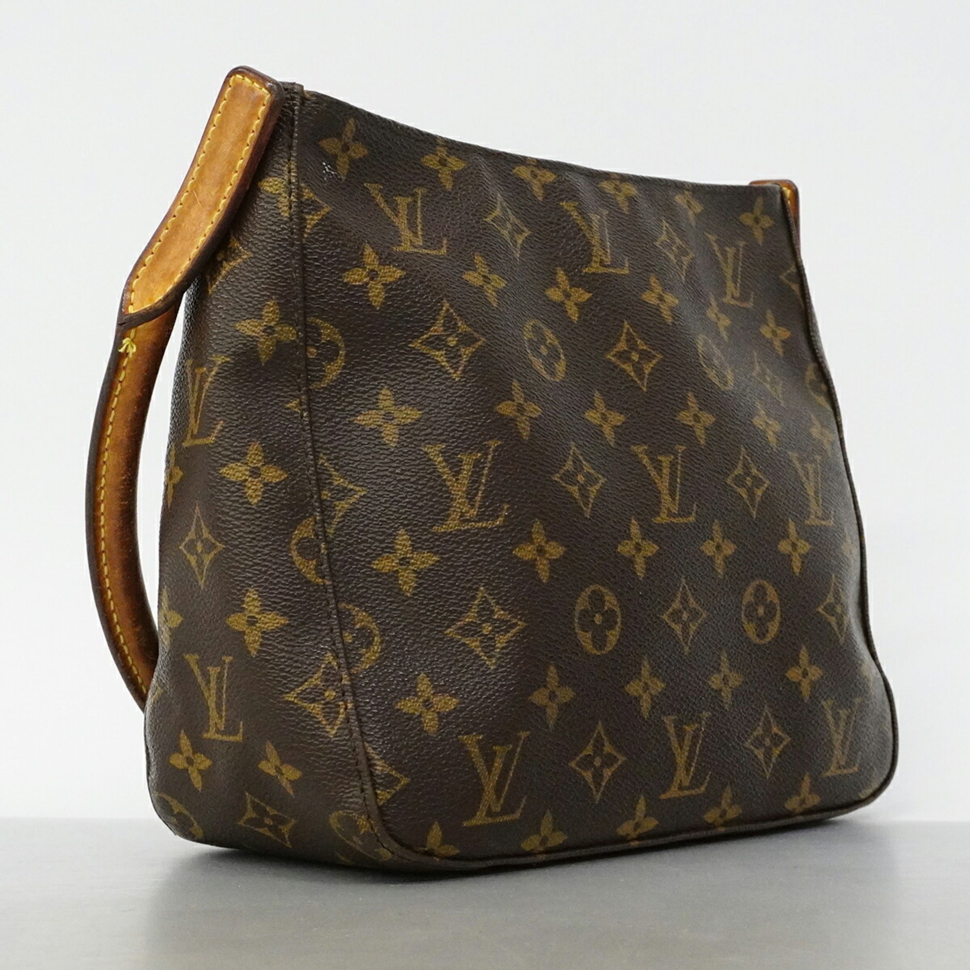 Louis Vuitton Brown Shoulder Bag (Pre-Owned)