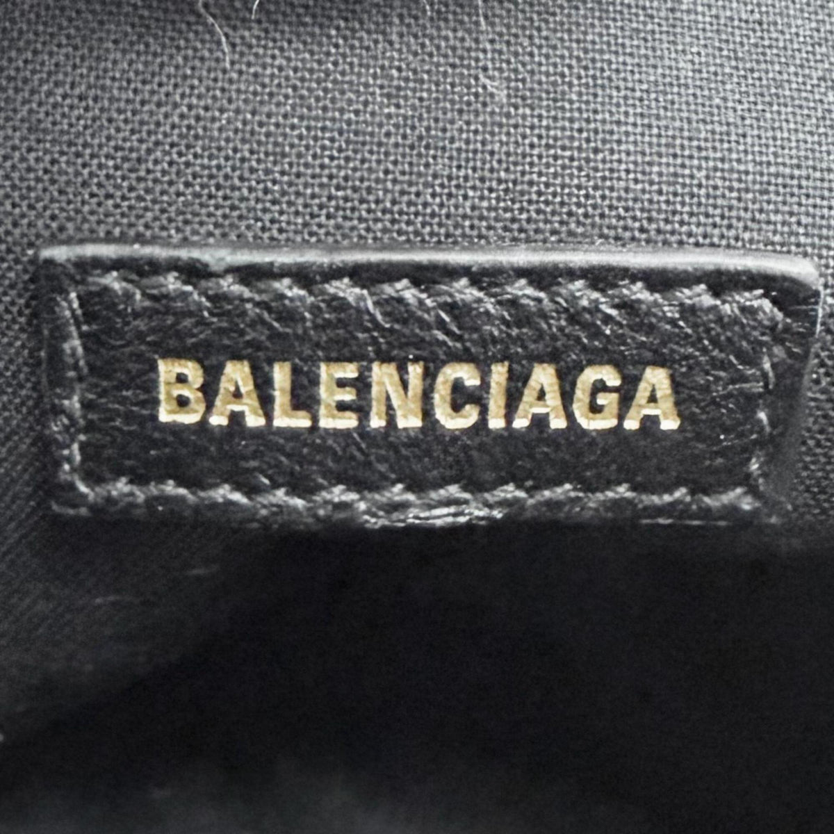 Balenciaga Black Leather Shoulder Bag (Pre-Owned)
