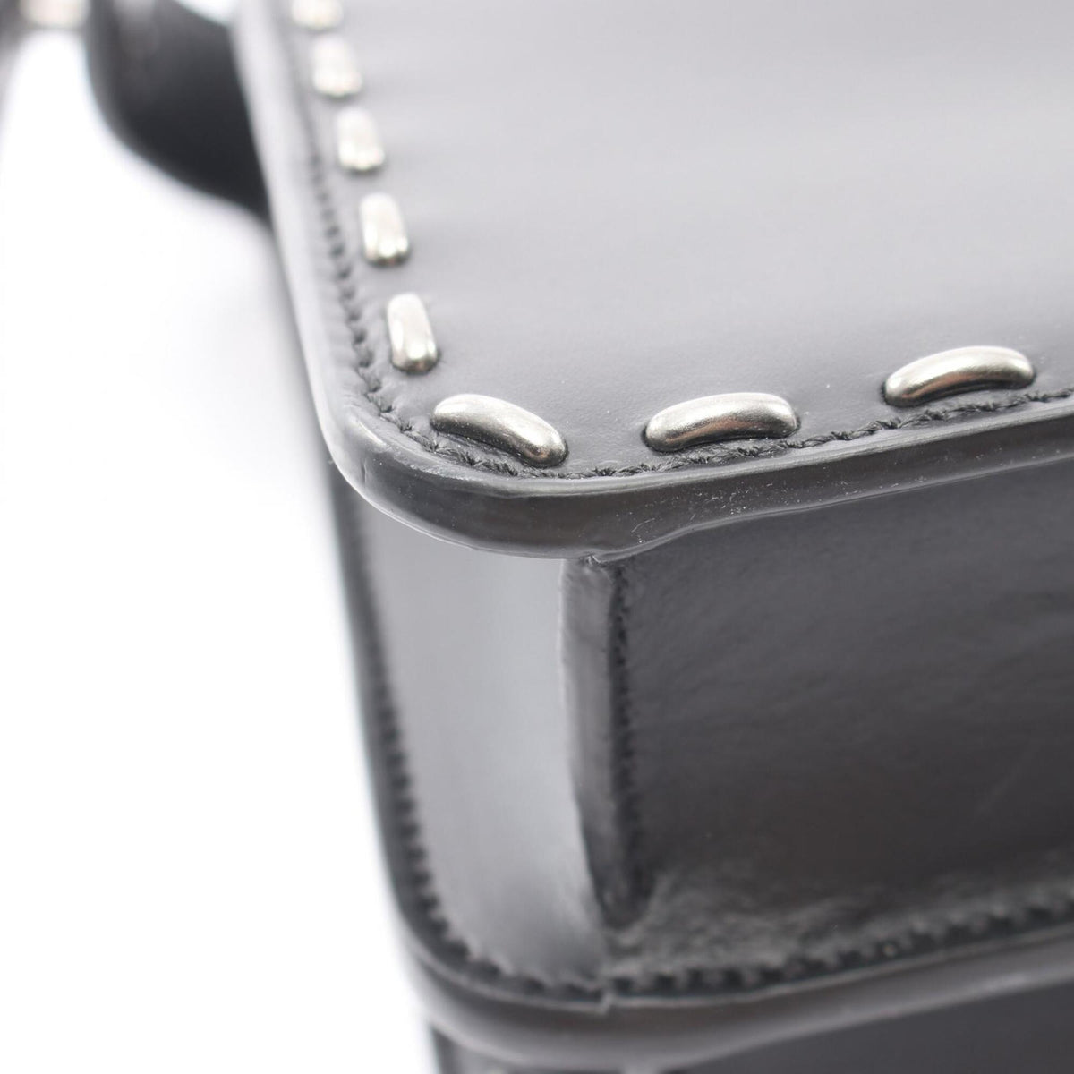 Fendi Black Leather Handbag (Pre-Owned)