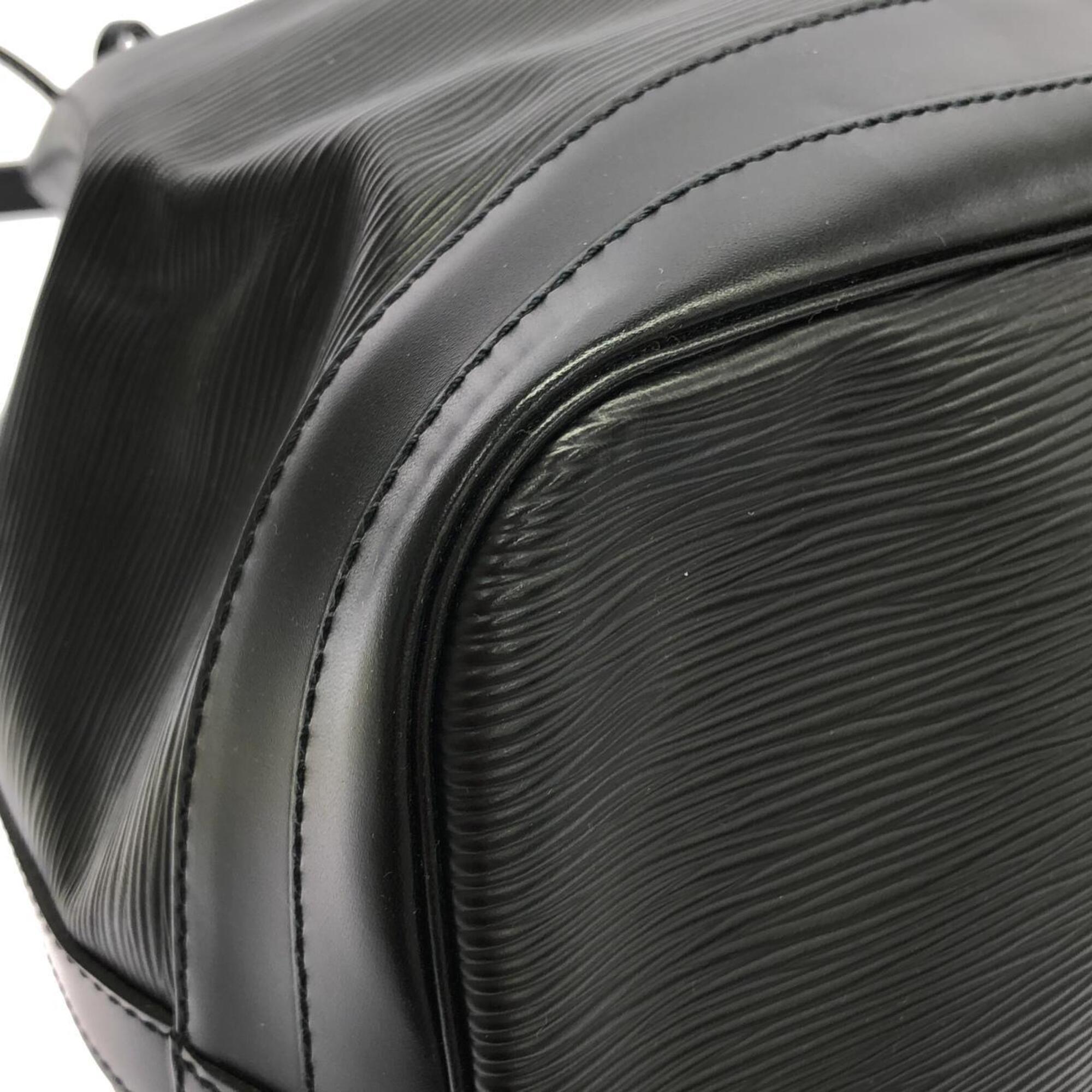 Louis Vuitton Black Leather Shoulder Bag (Pre-Owned)