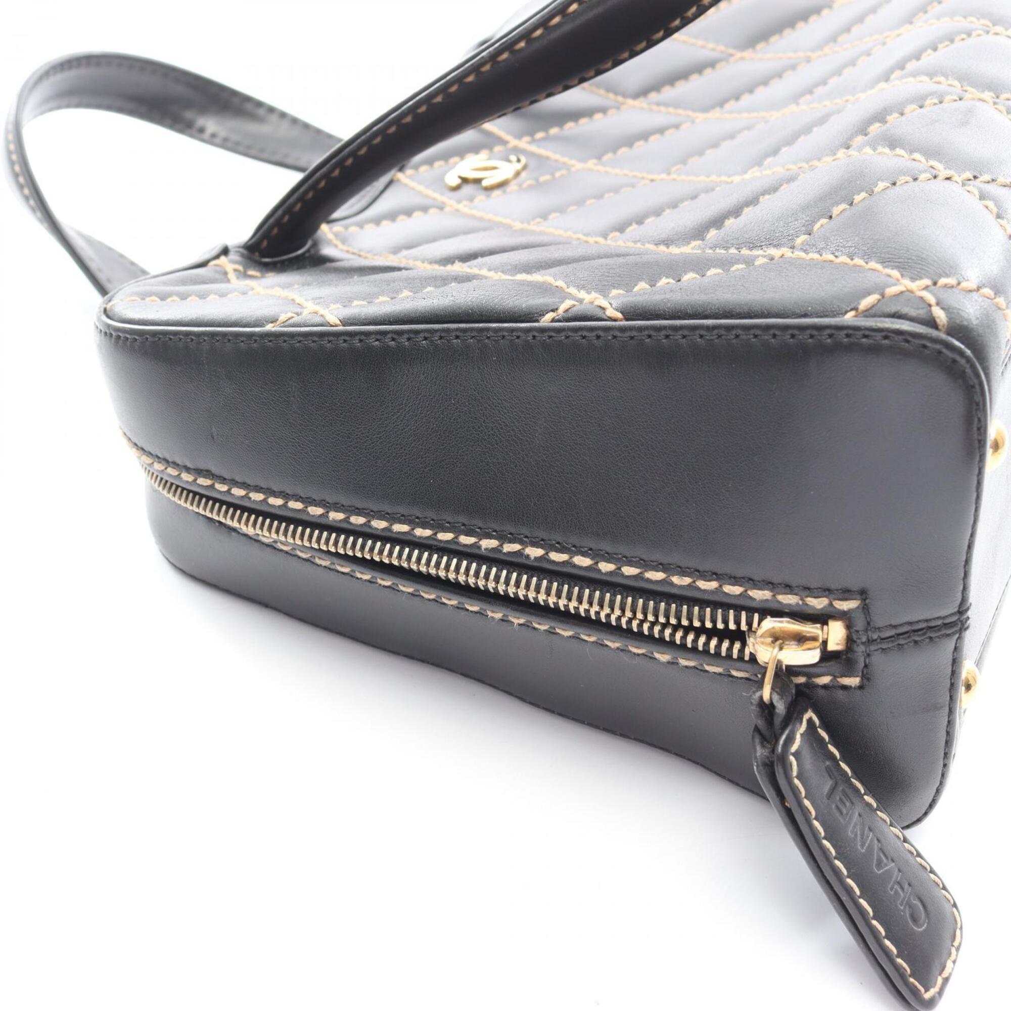 Chanel Wild Stitch Black Leather Handbag (Pre-Owned)