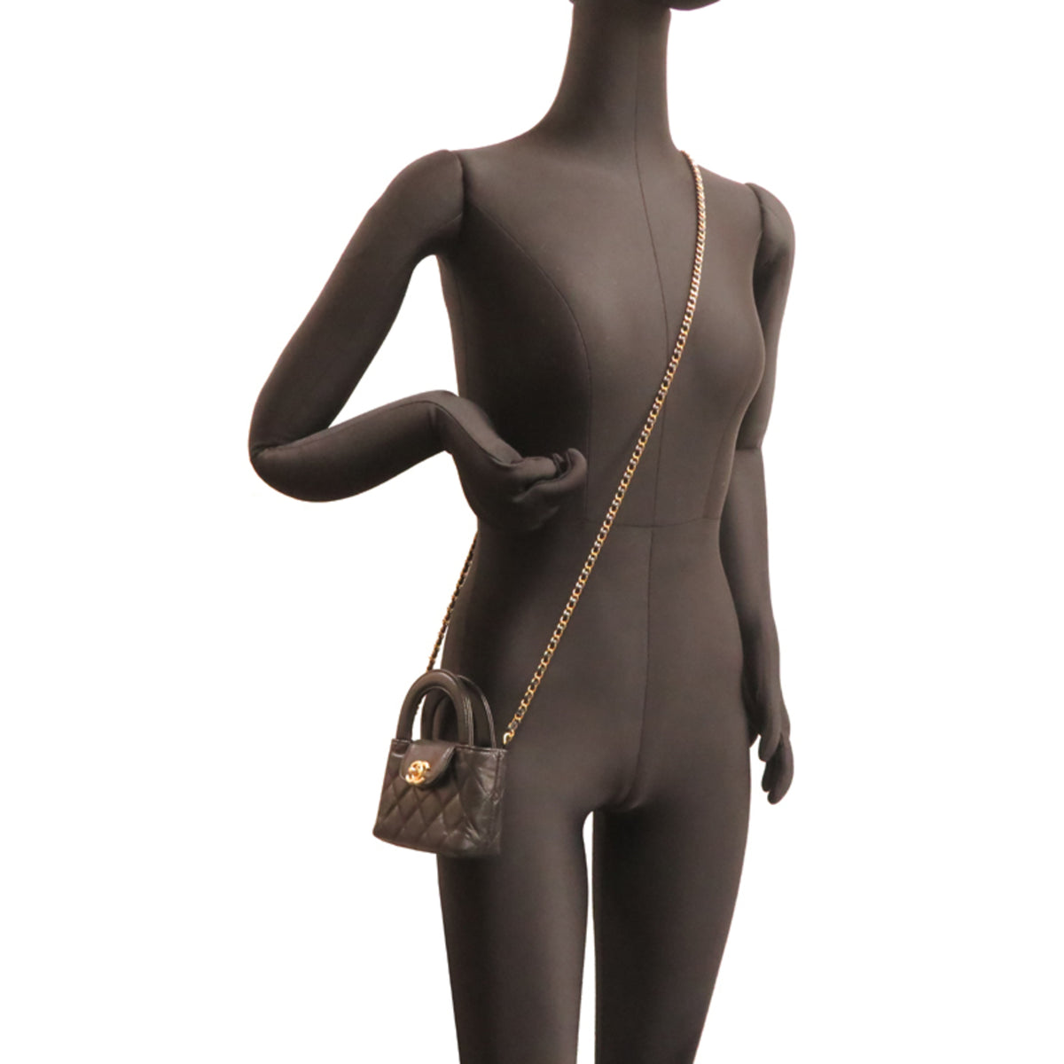 Chanel Black Leather Shoulder Bag (Pre-Owned)