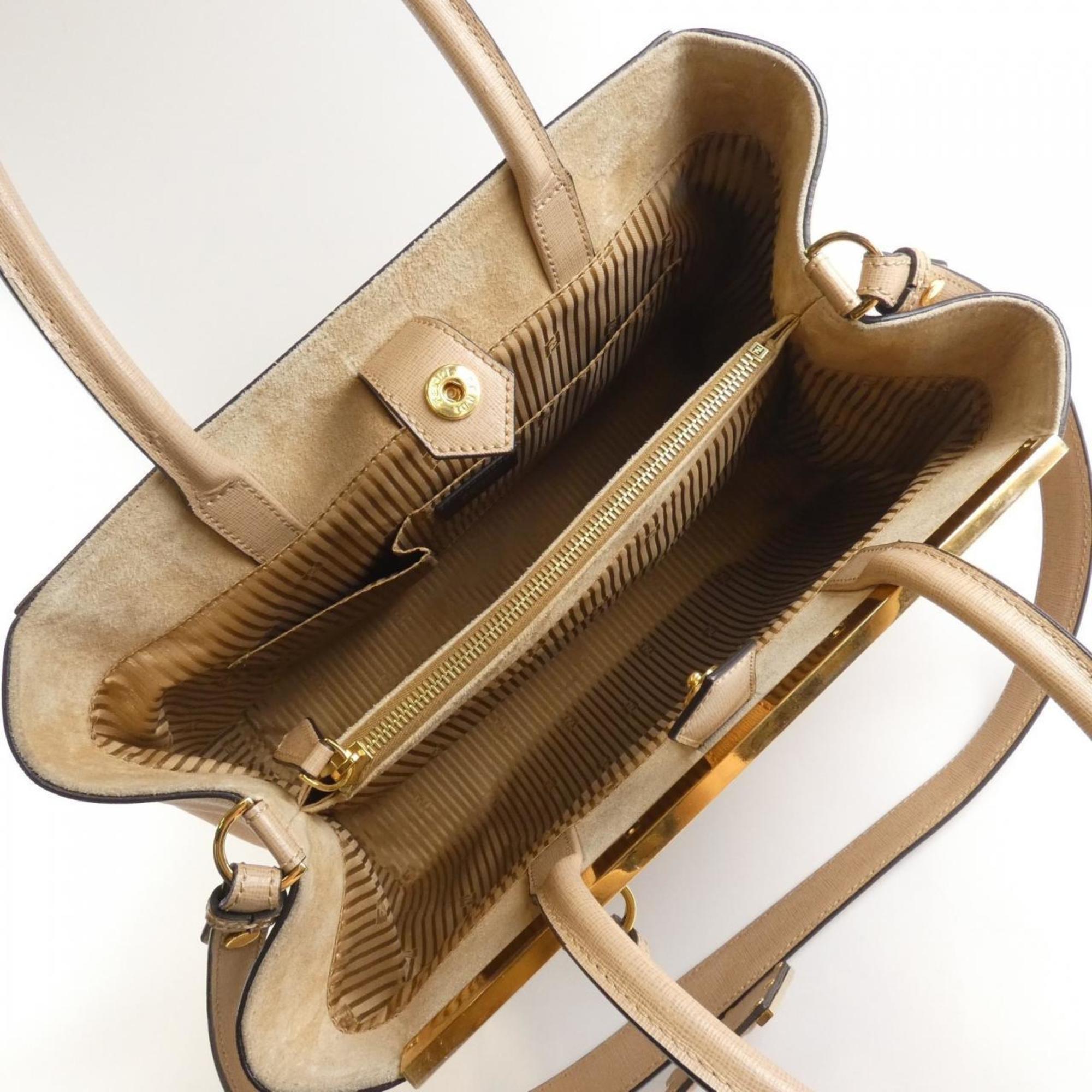 Fendi Beige Leather Handbag (Pre-Owned)