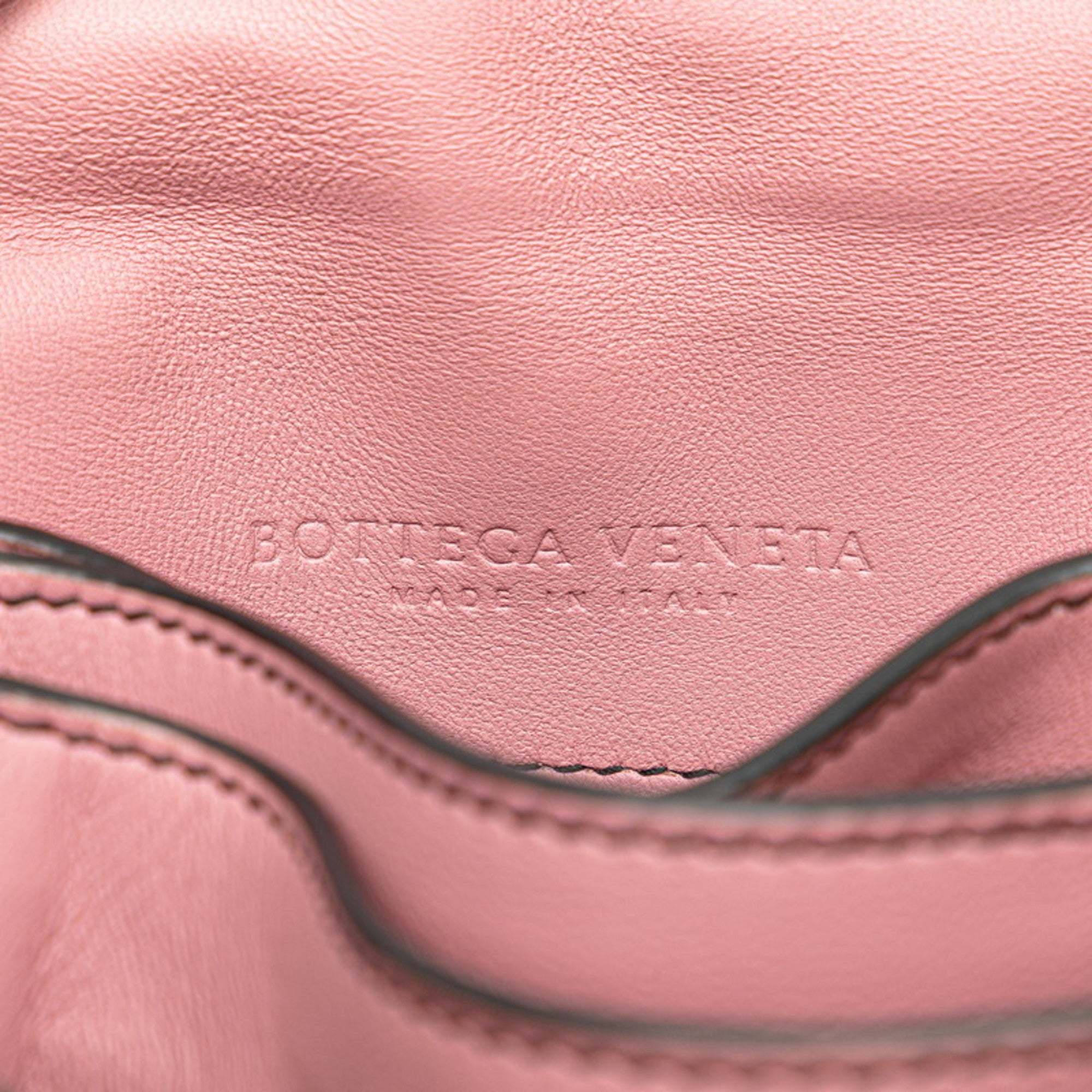 Bottega Veneta Intrecciato Pink Leather Shoulder Bag (Pre-Owned)