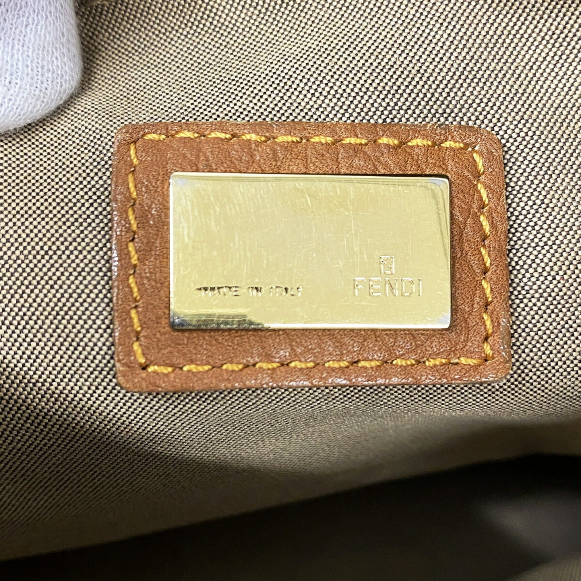 Fendi Brown Canvas Handbag (Pre-Owned)