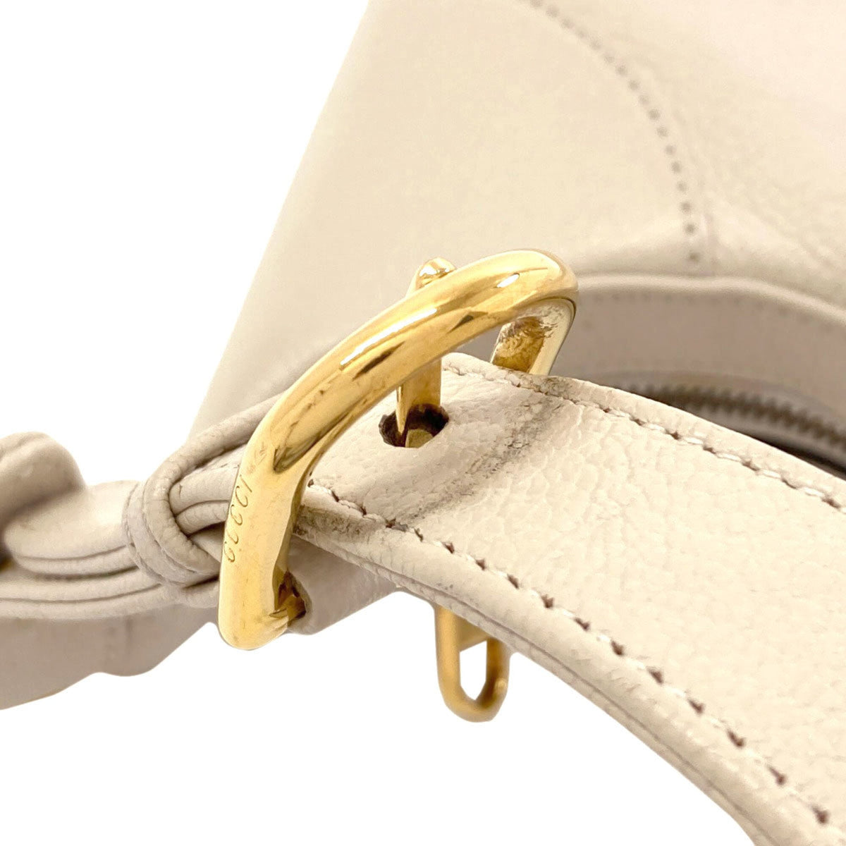 Gucci White Leather Shoulder Bag (Pre-Owned)