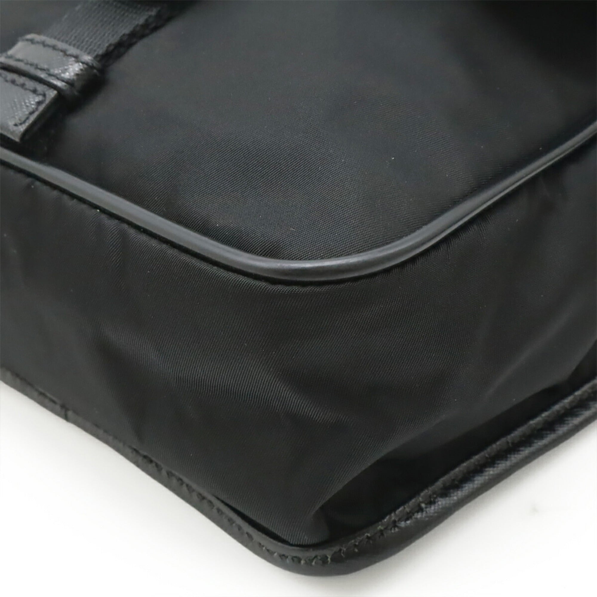 Prada Black Nero Nylon Leather Pochette Shoulder Bag (Pre-Owned)