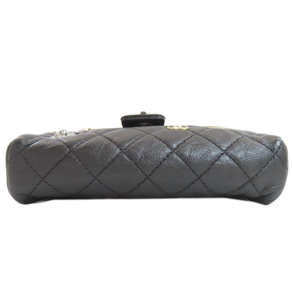 Chanel Black Leather Shoulder Bag (Pre-Owned)