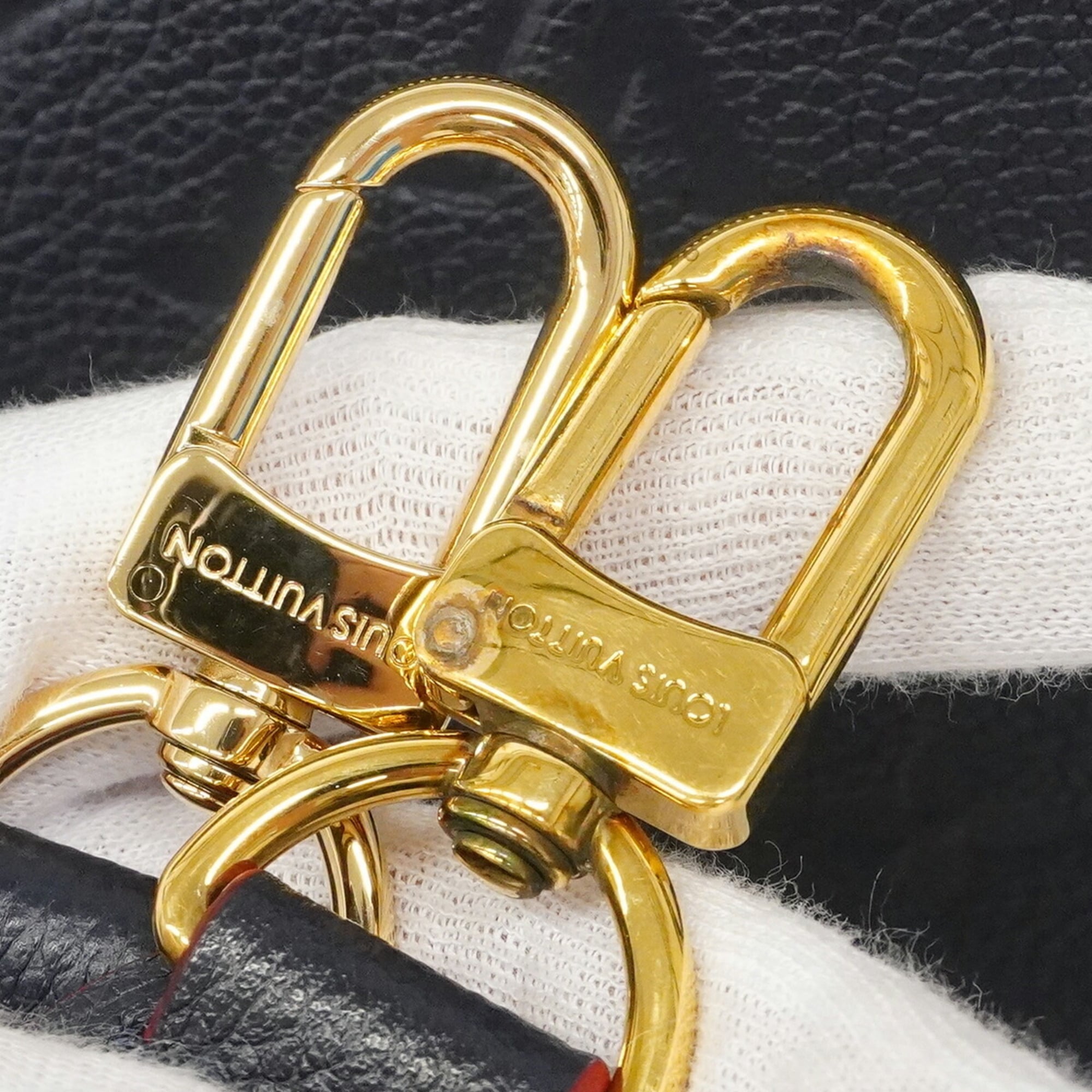Louis Vuitton Marine Rouge Handbag (Pre-Owned)