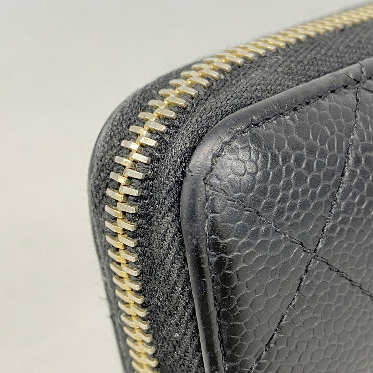 Chanel Black Grained Calfskin Long Wallet (Bi-Fold) (Pre-Owned)
