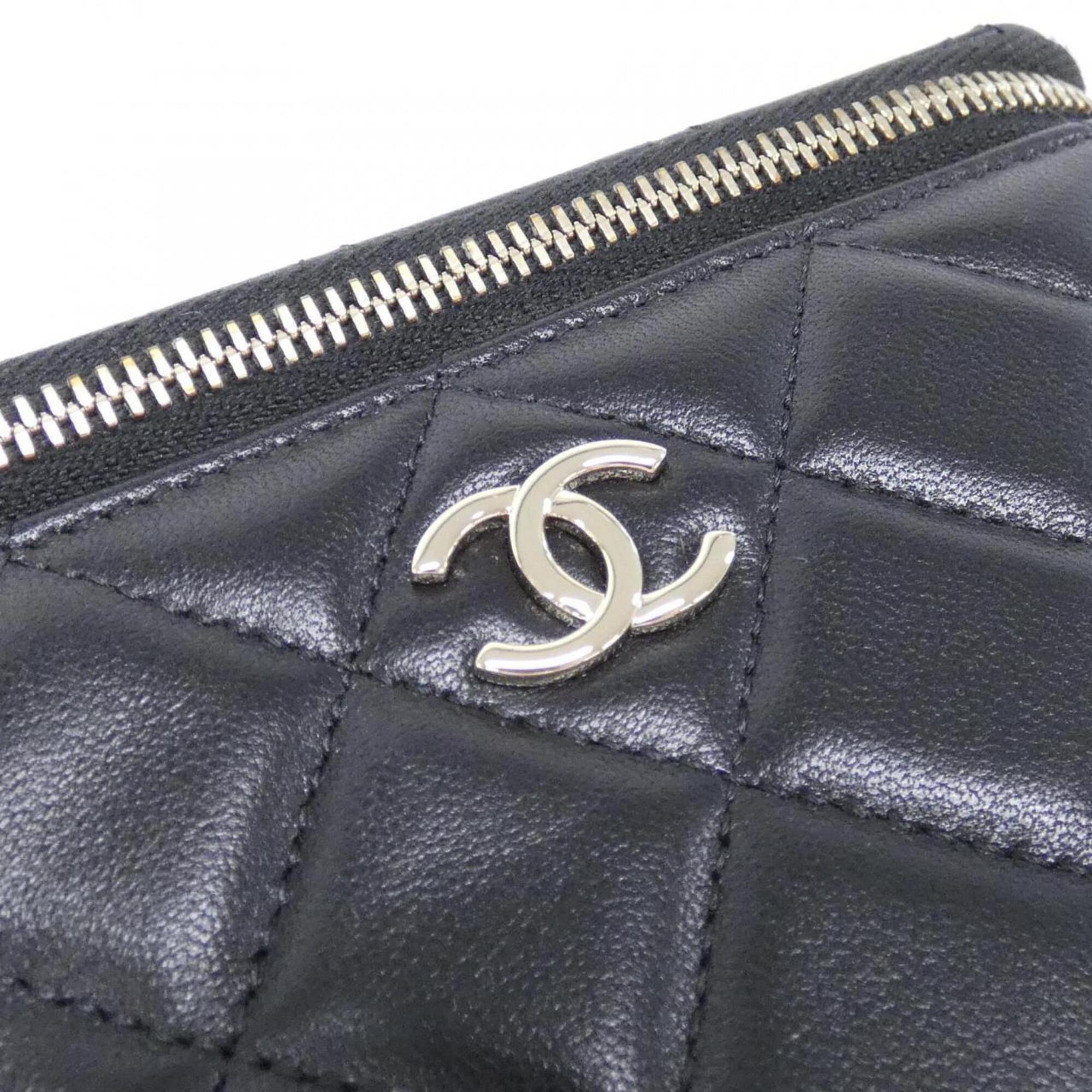 Chanel Black Leather Handbag (Pre-Owned)