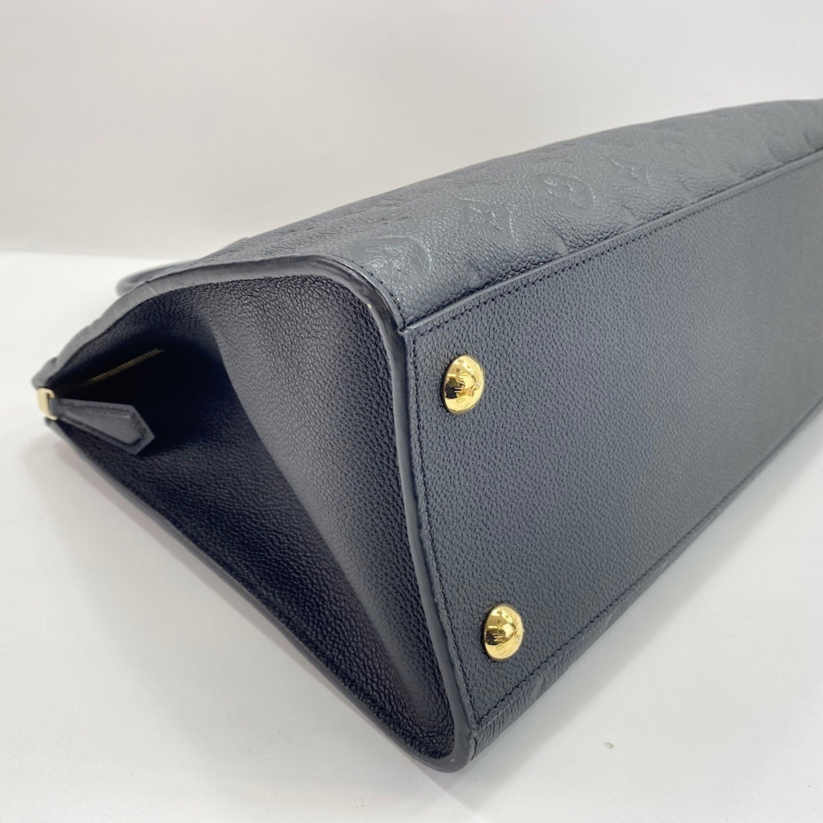Louis Vuitton Black Tote Bag (Pre-Owned)