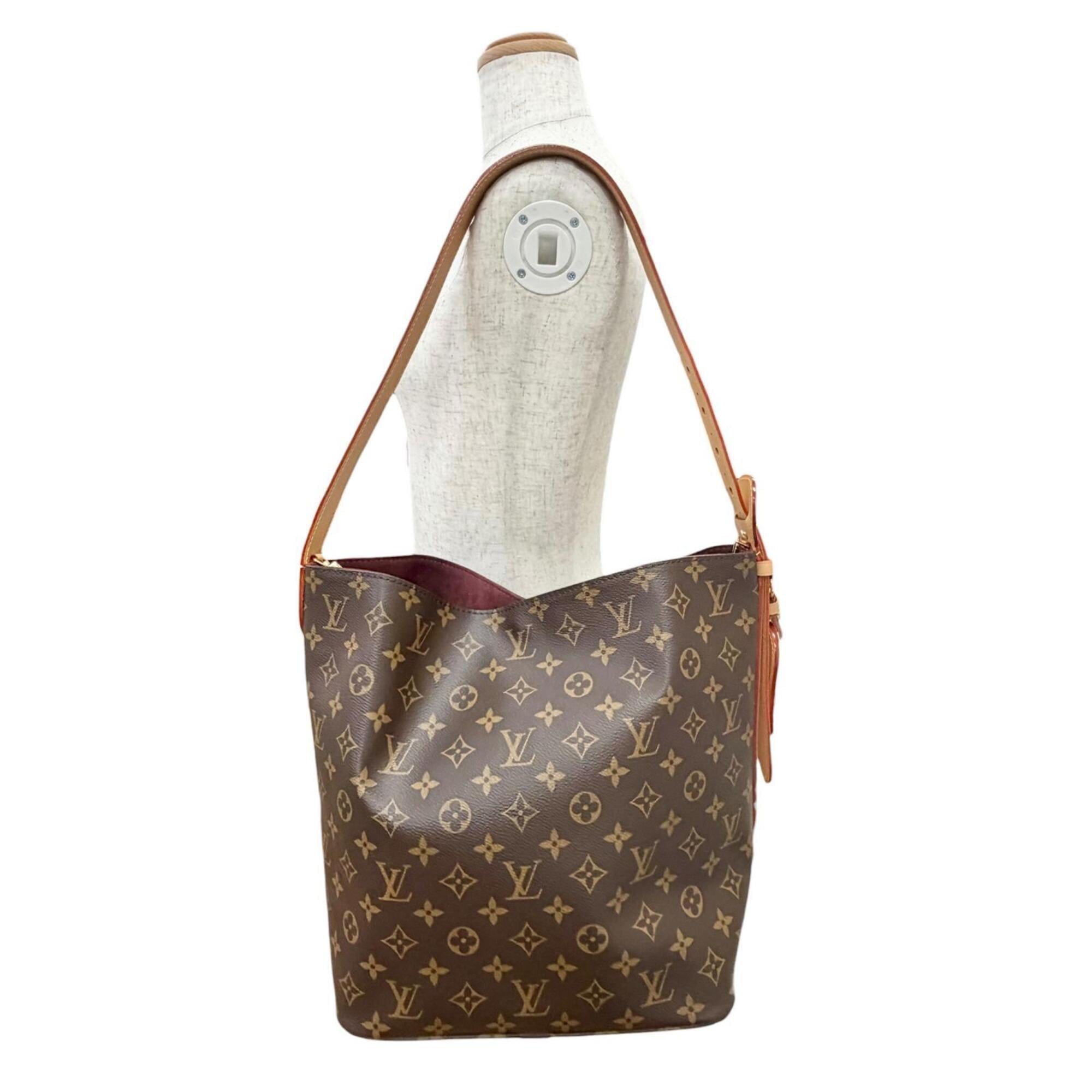 Louis Vuitton Brown Leather Pouch Shoulder Bag (Pre-Owned)
