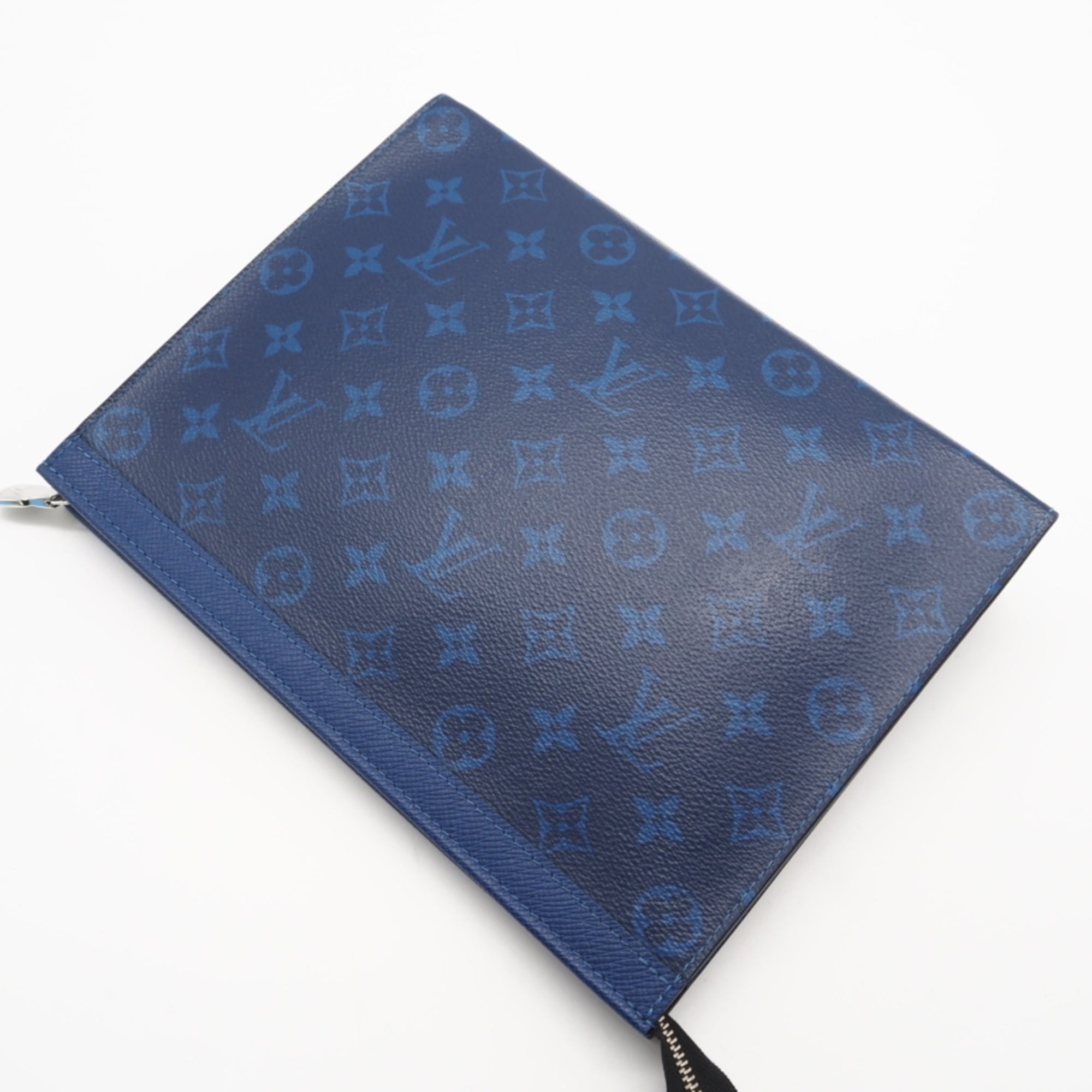 Louis Vuitton Taigarama Blue Coated Canvas Leather Clutch Bag Pochette (Pre-Owned)