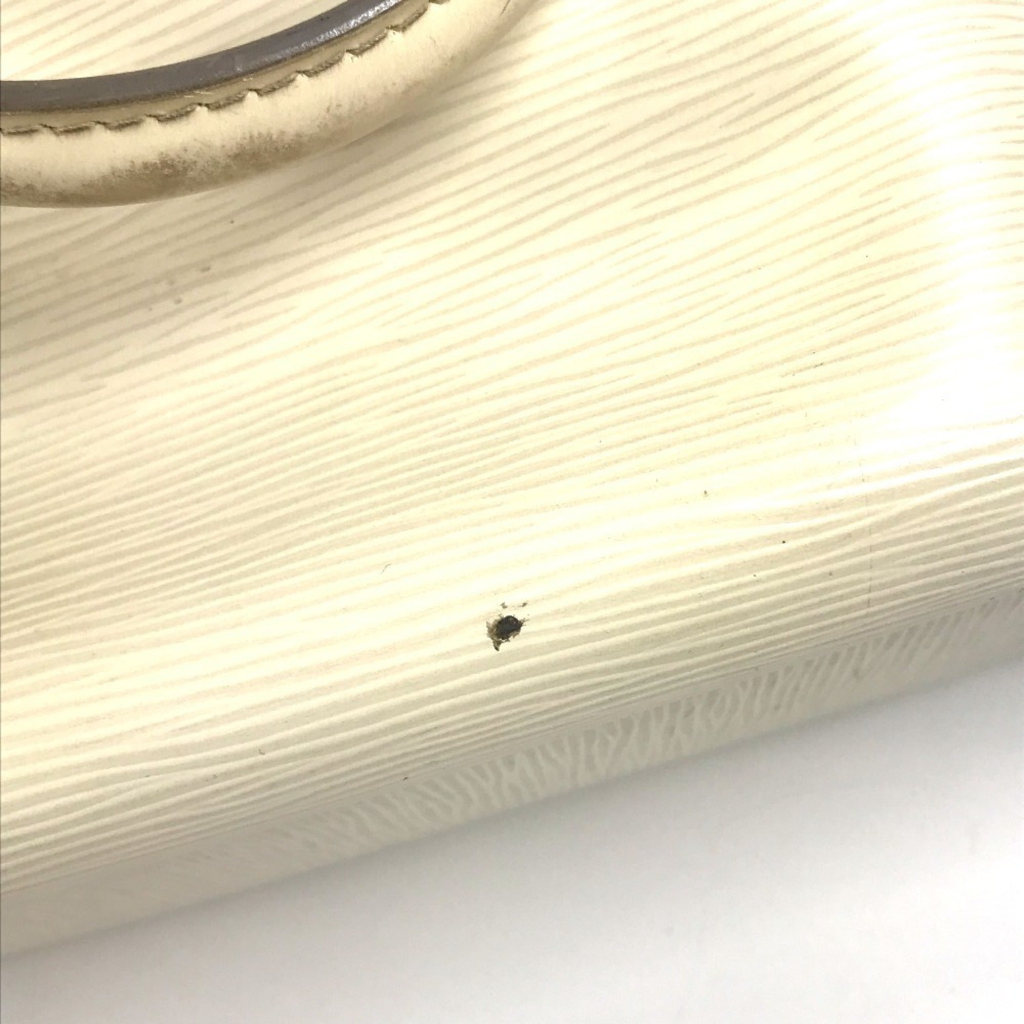Louis Vuitton Lv Off White White Epi Leather Handbag Tote Bag (Pre-Owned)