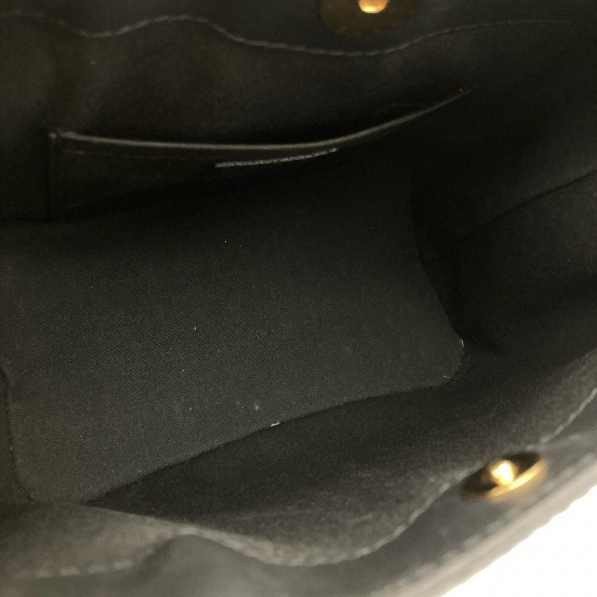 Louis Vuitton Epi Black Noir Epi Leather Shoulder Bag (Pre-Owned)