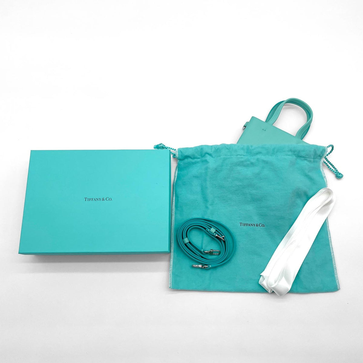 Tiffany Blue Tiffany Blue Leather Handbag (Pre-Owned)