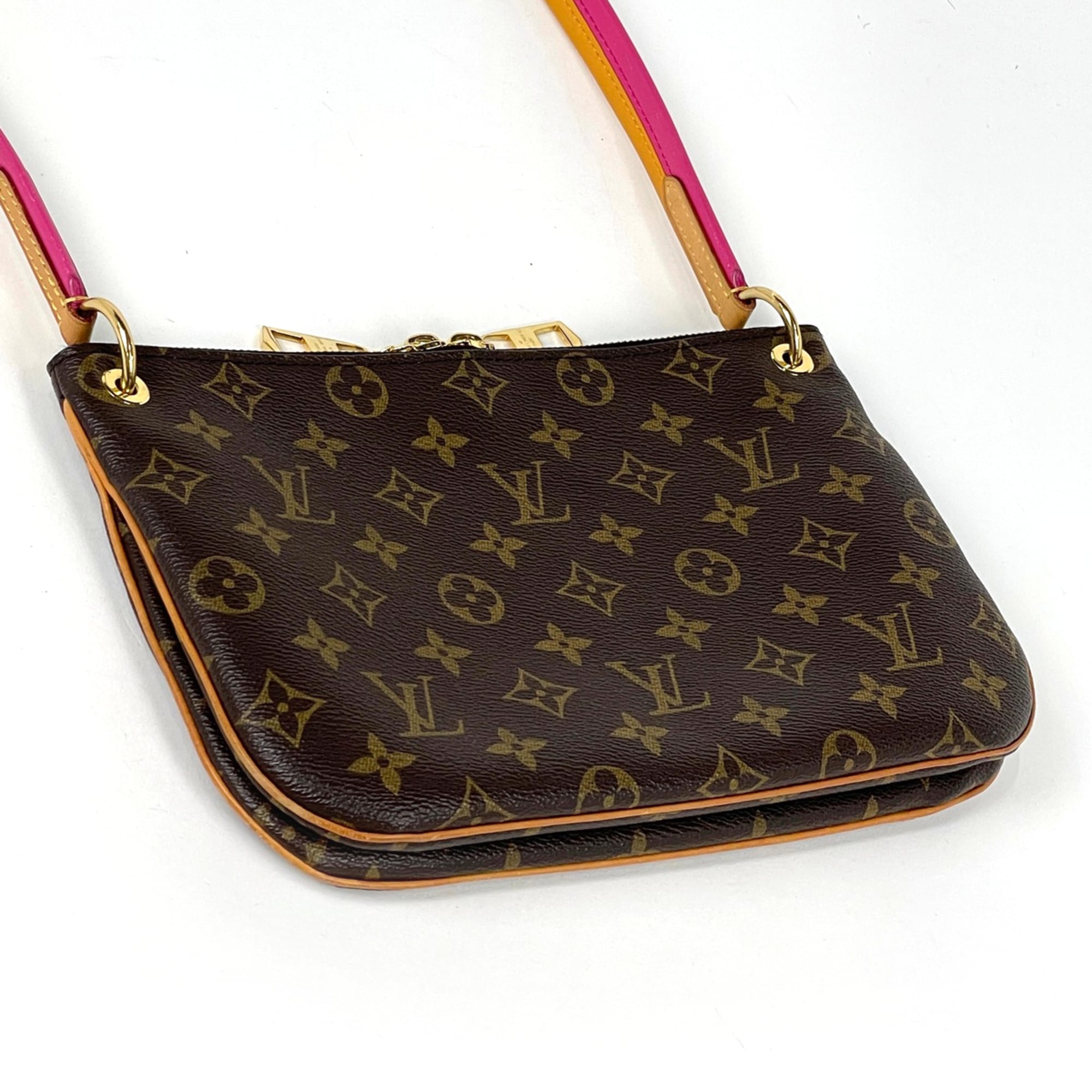 Louis Vuitton Brown Monogram Shoulder Bag (Pre-Owned)