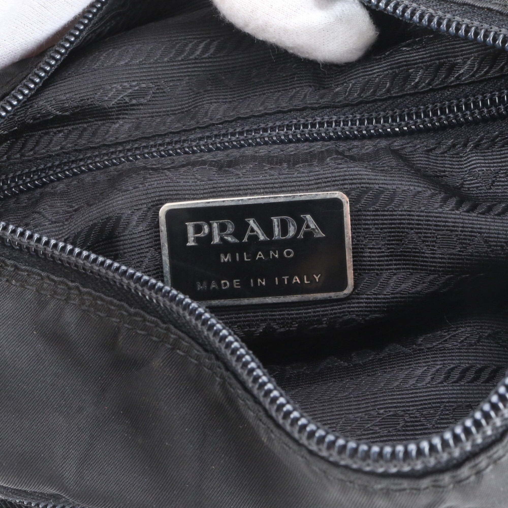 Prada Black Nylon Leather Messenger Bag Shoulder Bag (Pre-Owned)