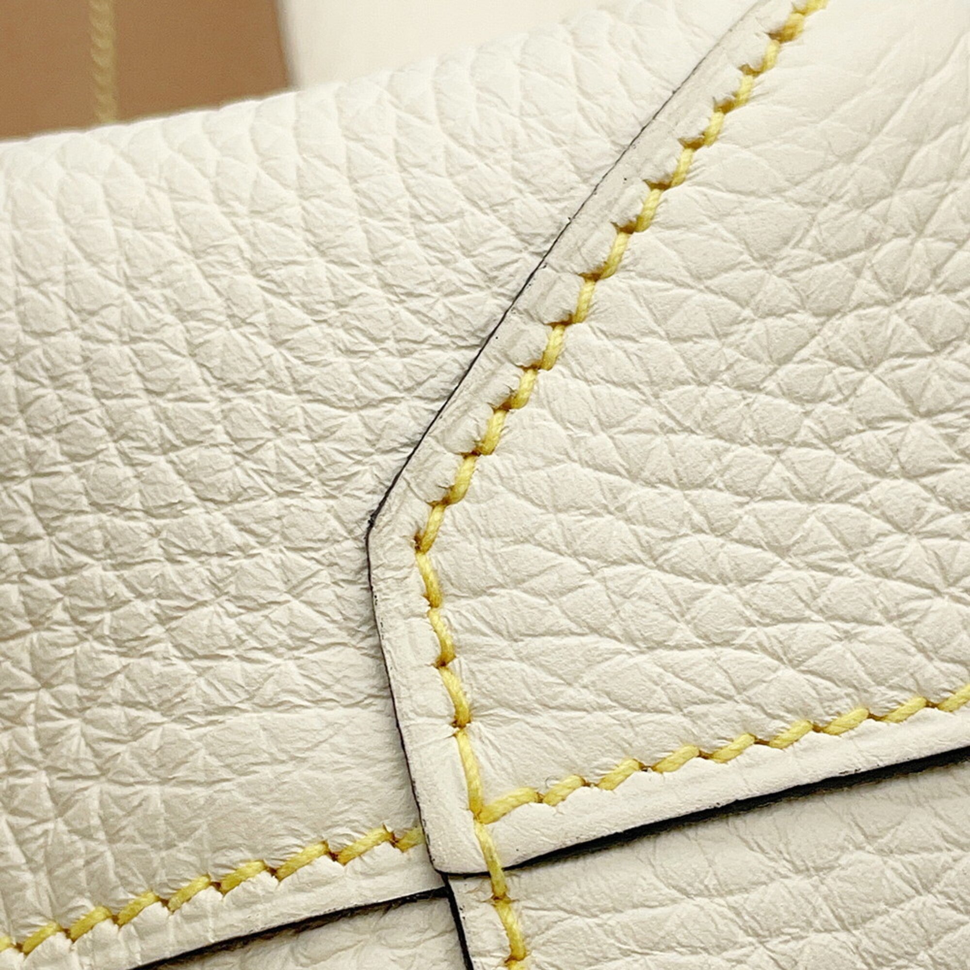 Hermes Ivory Taurillon Clemence Leather Handbag Tote Bag (Pre-Owned)