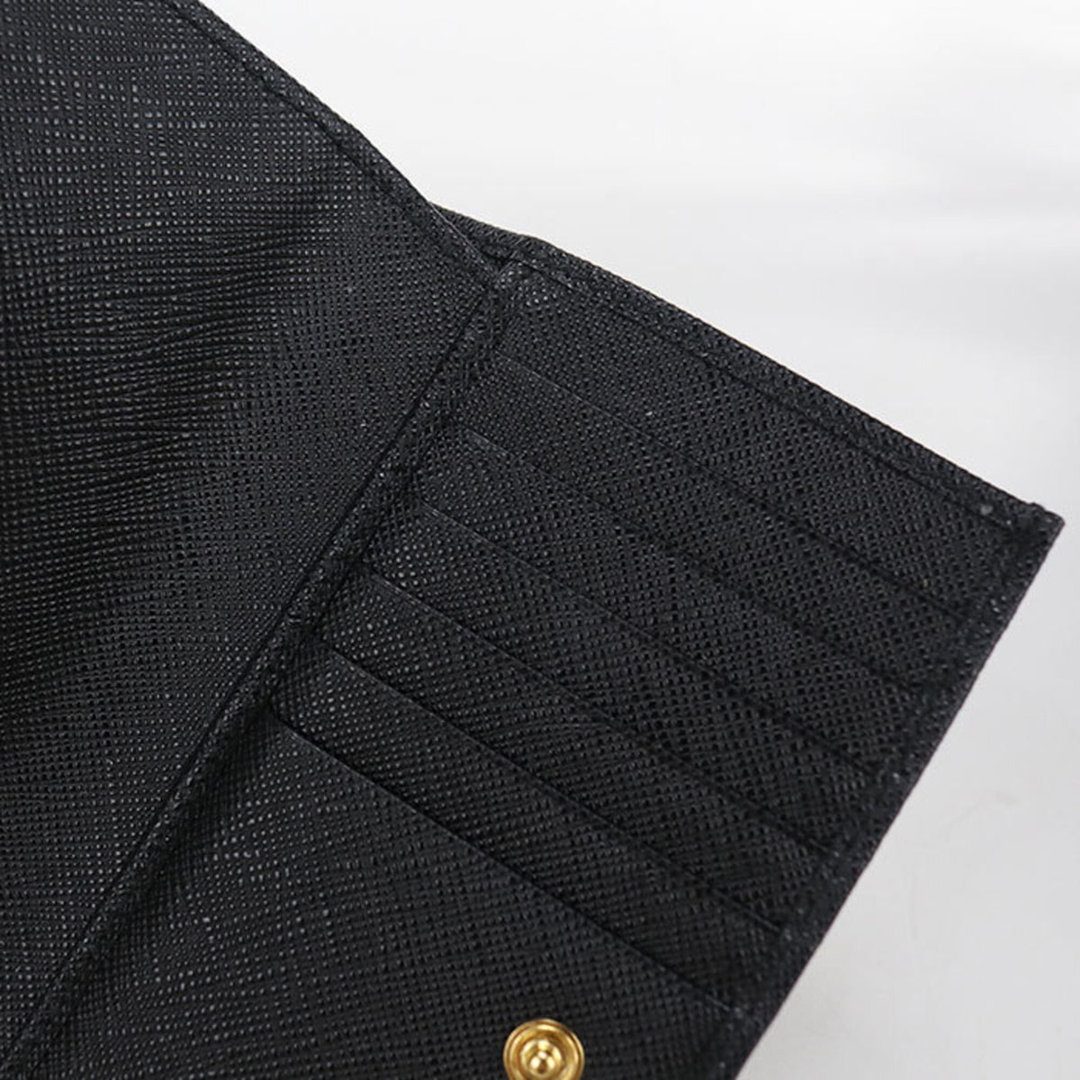 Prada Black Leather Wallet (Bi-Fold) (Pre-Owned)