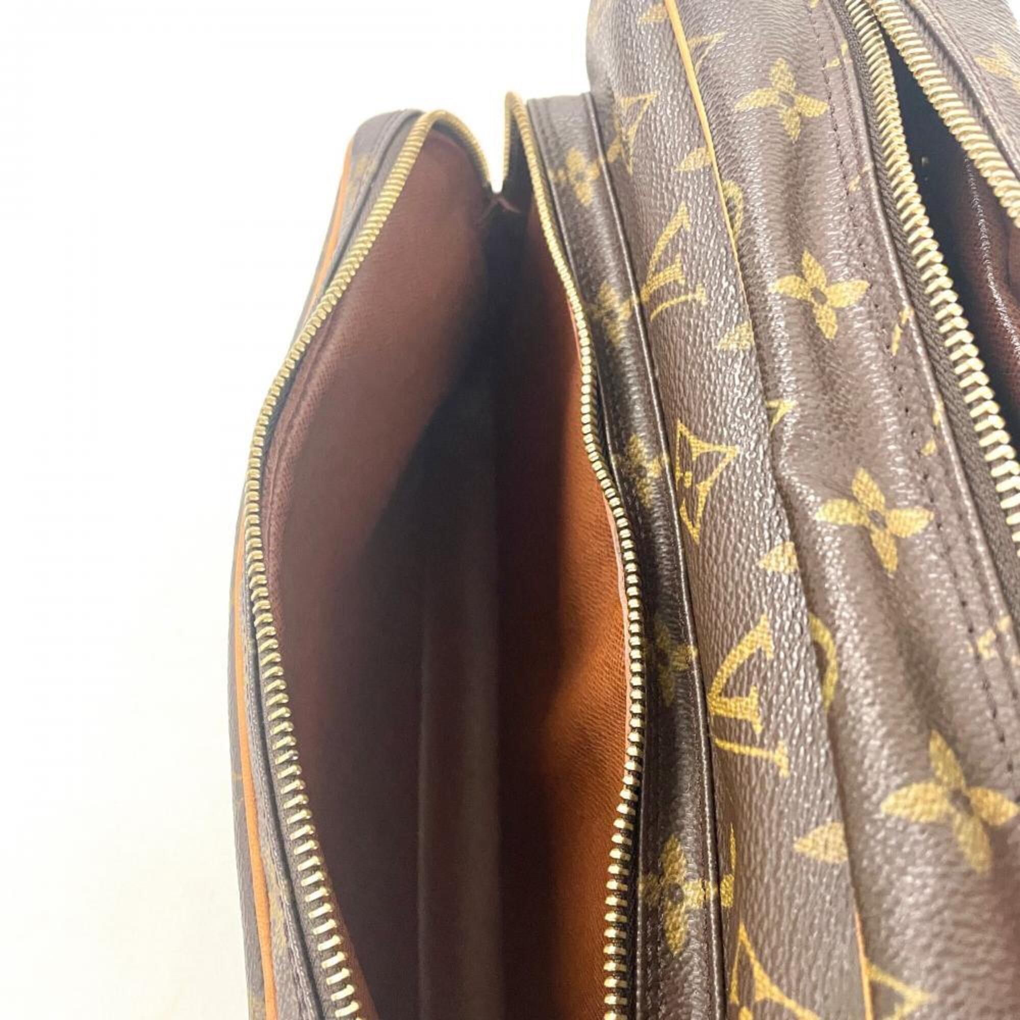 Louis Vuitton Brown Monogram Canvas Shoulder Bag (Pre-Owned)