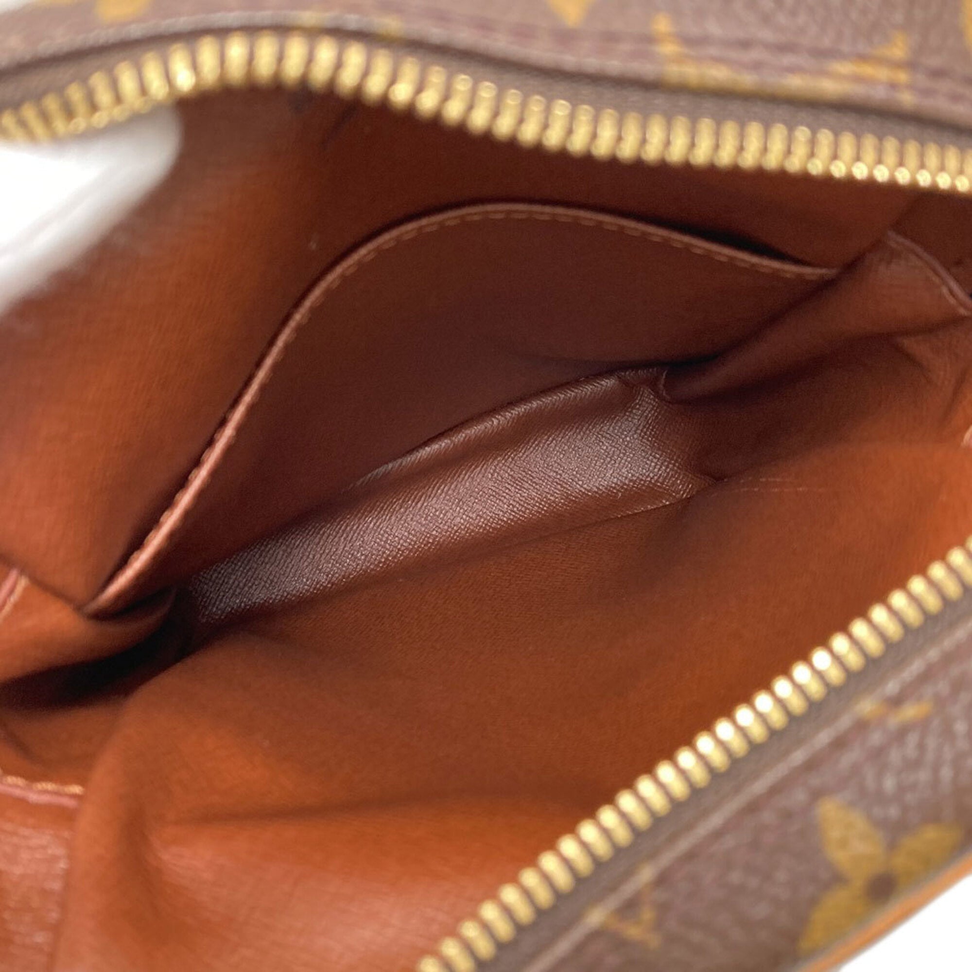 Louis Vuitton Monogram Monogram Shoulder Bag (Pre-Owned)