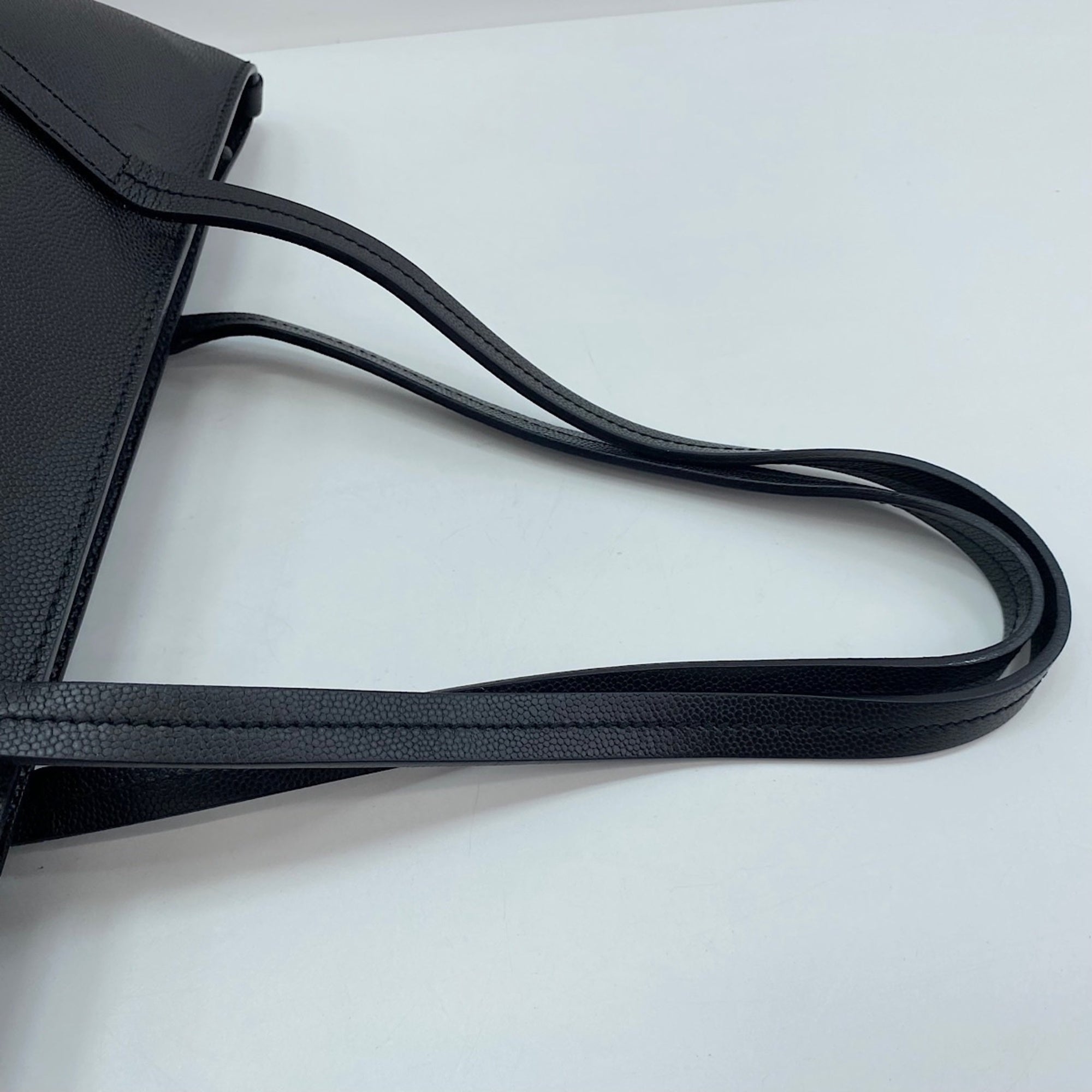 Salvatore Ferragamo Black Tote Bag (Pre-Owned)