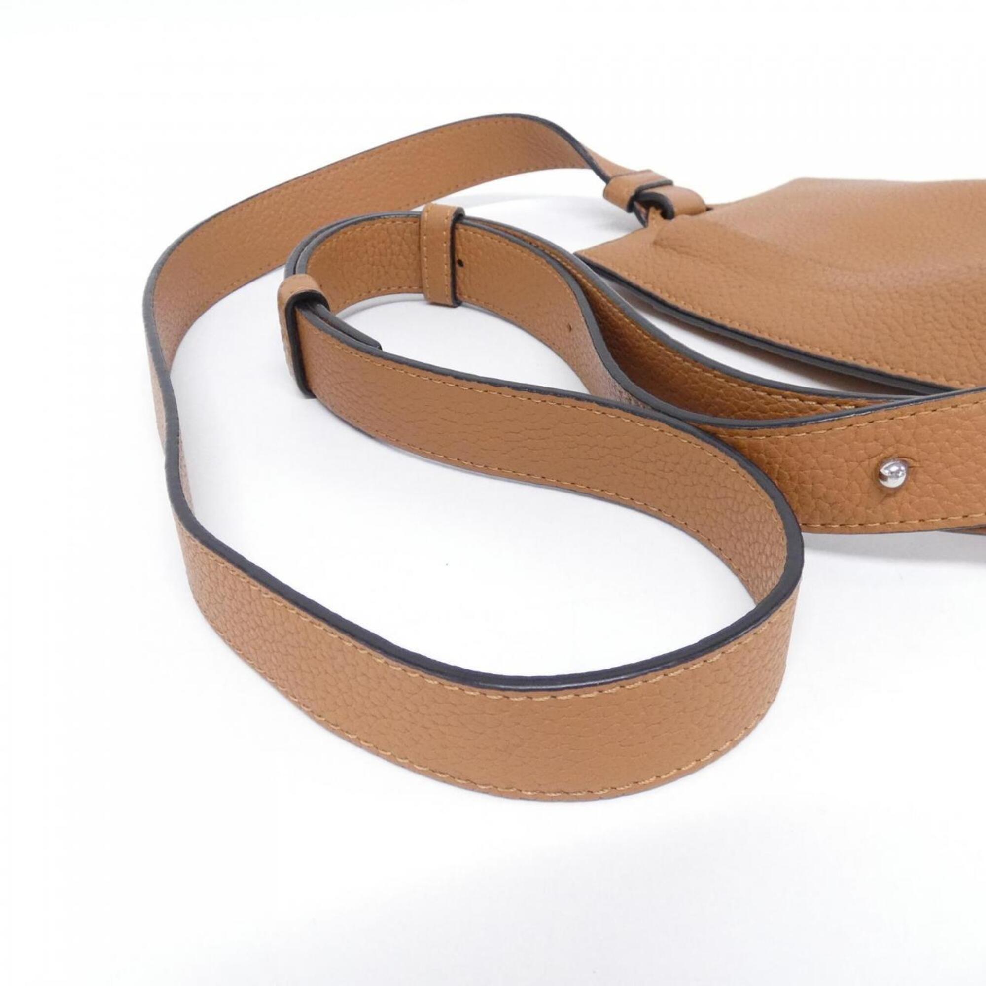 Loewe Brown Leather Shoulder Bag (Pre-Owned)