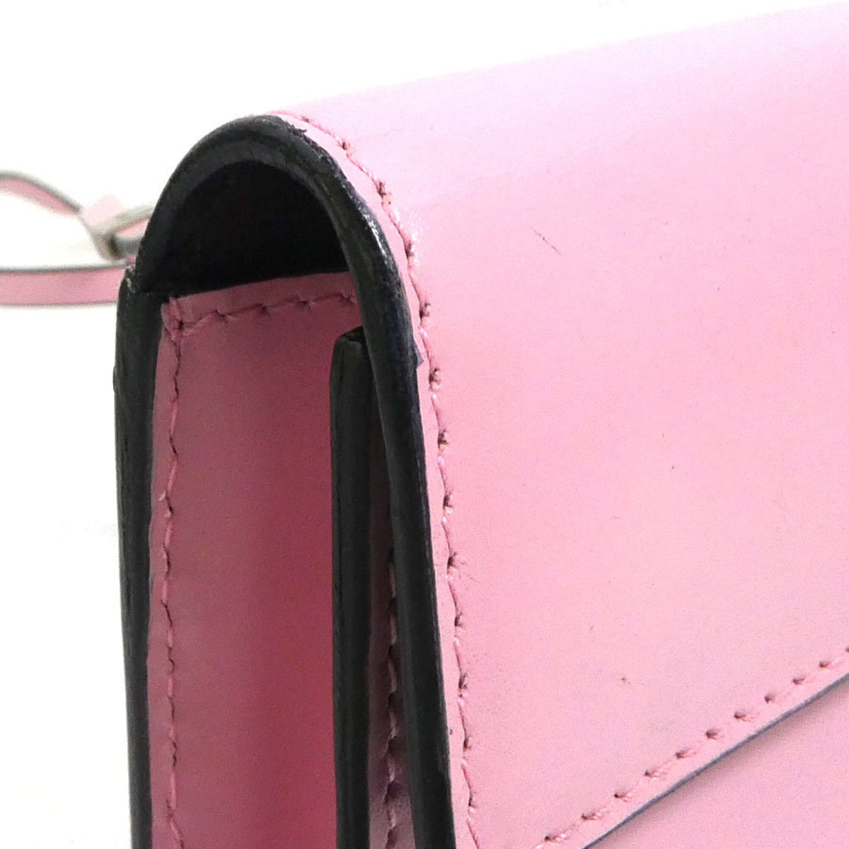 Prada Pink Leather Pochette (Pre-Owned)