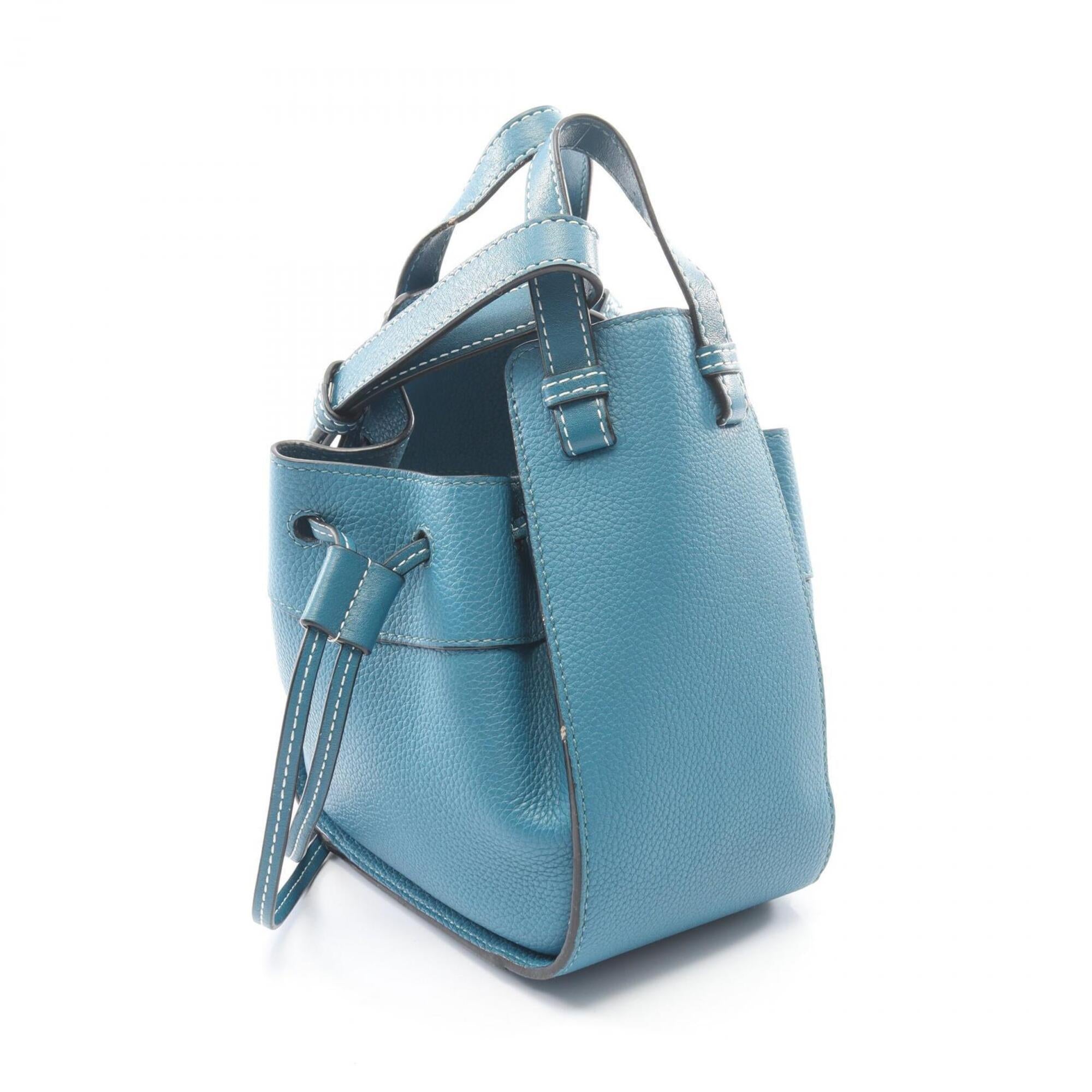 Loewe Green Leather Handbag (Pre-Owned)
