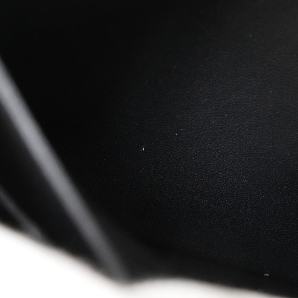 Hermes Black Togo Leather Wallet (Bi-Fold) (Pre-Owned)
